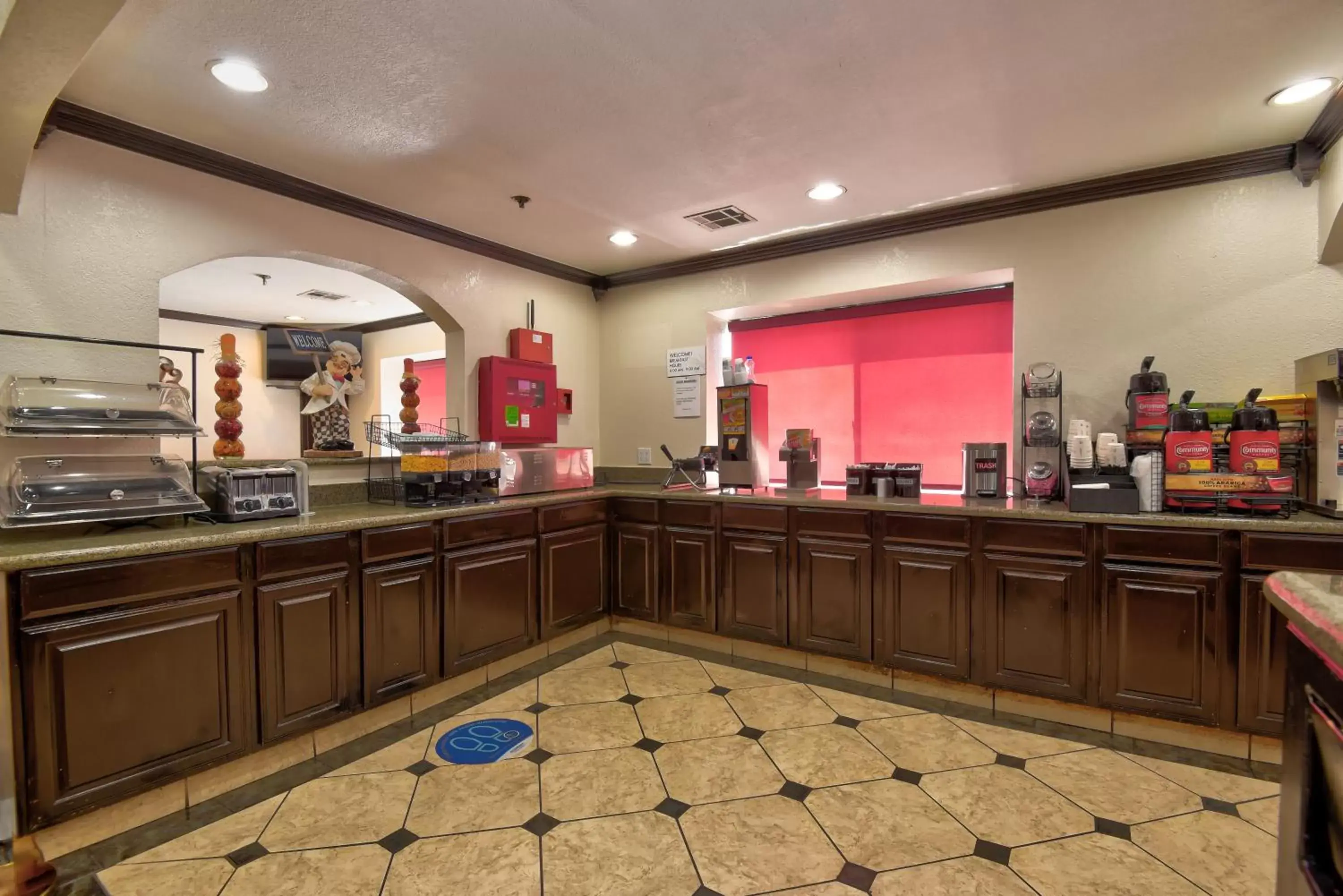 Breakfast, Restaurant/Places to Eat in Ramada by Wyndham Oklahoma City Airport North