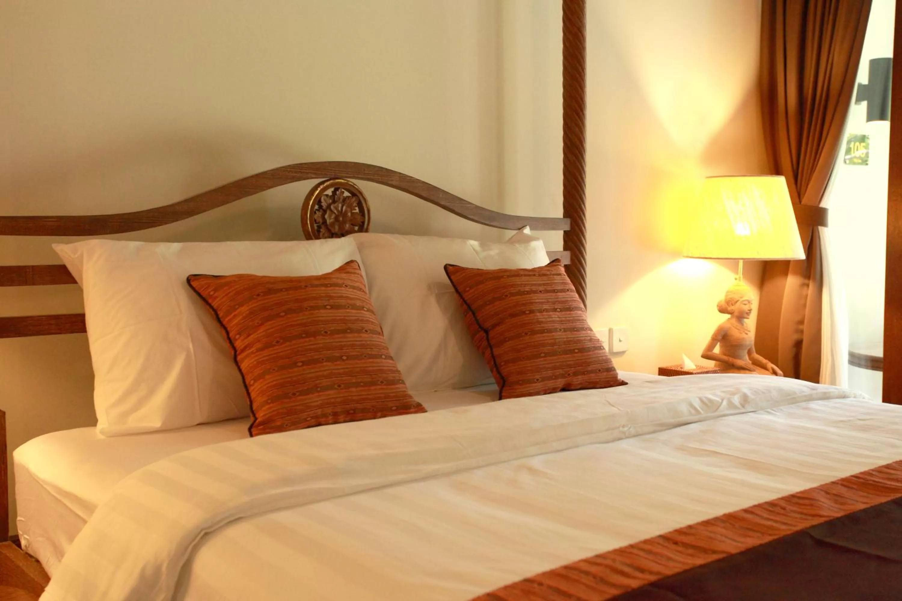 Photo of the whole room, Bed in Adys Inn