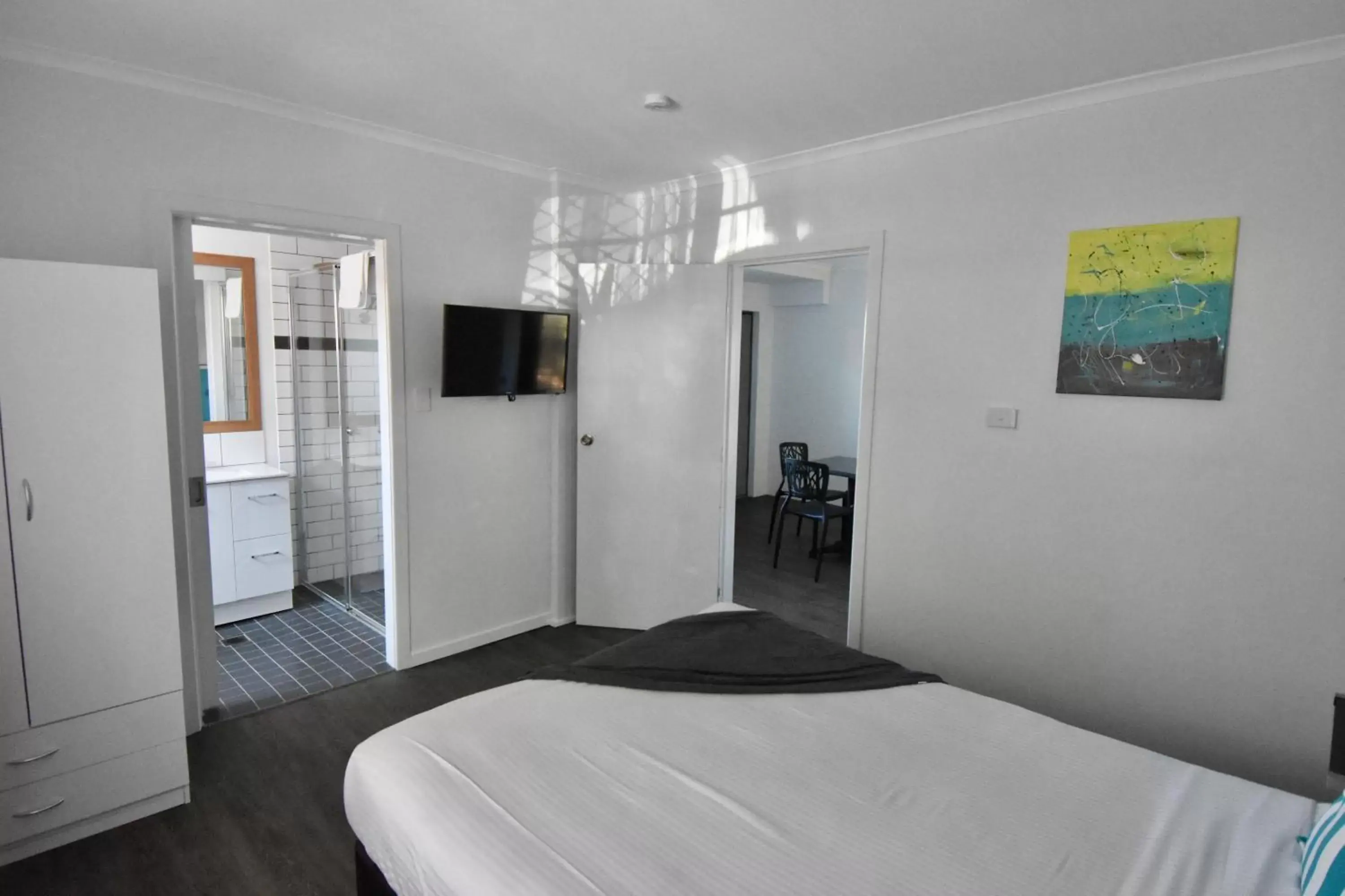 Bathroom, Bed in Ballina Homestead Motel