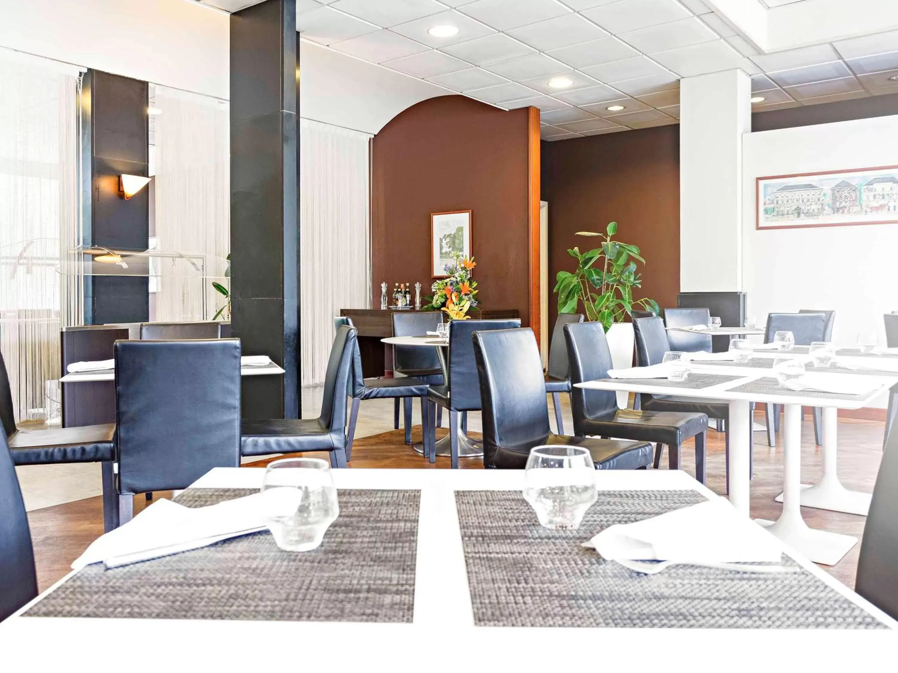 Restaurant/Places to Eat in Hotel Novotel Genova City