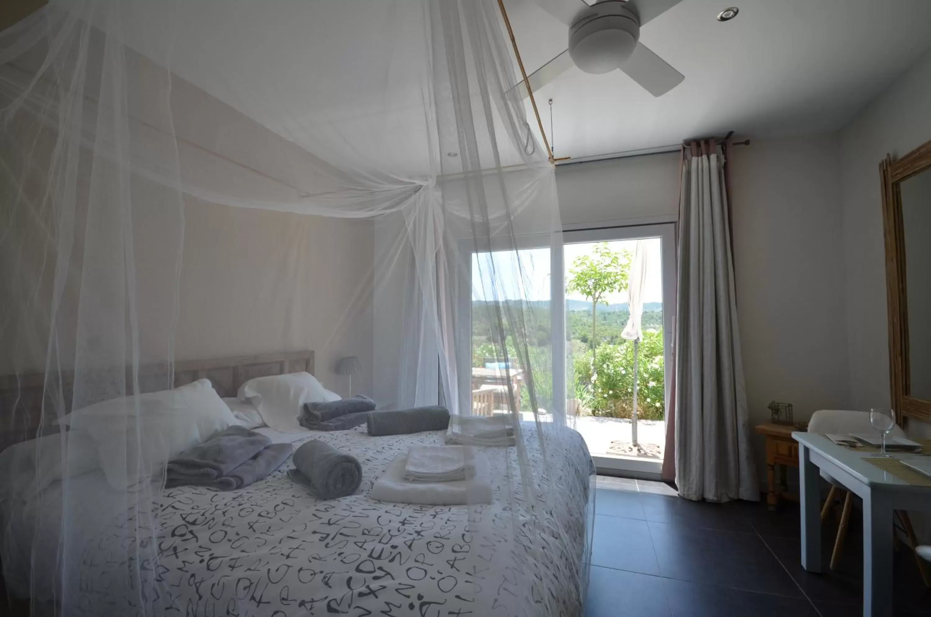 Bedroom, Bed in El Pao Spa