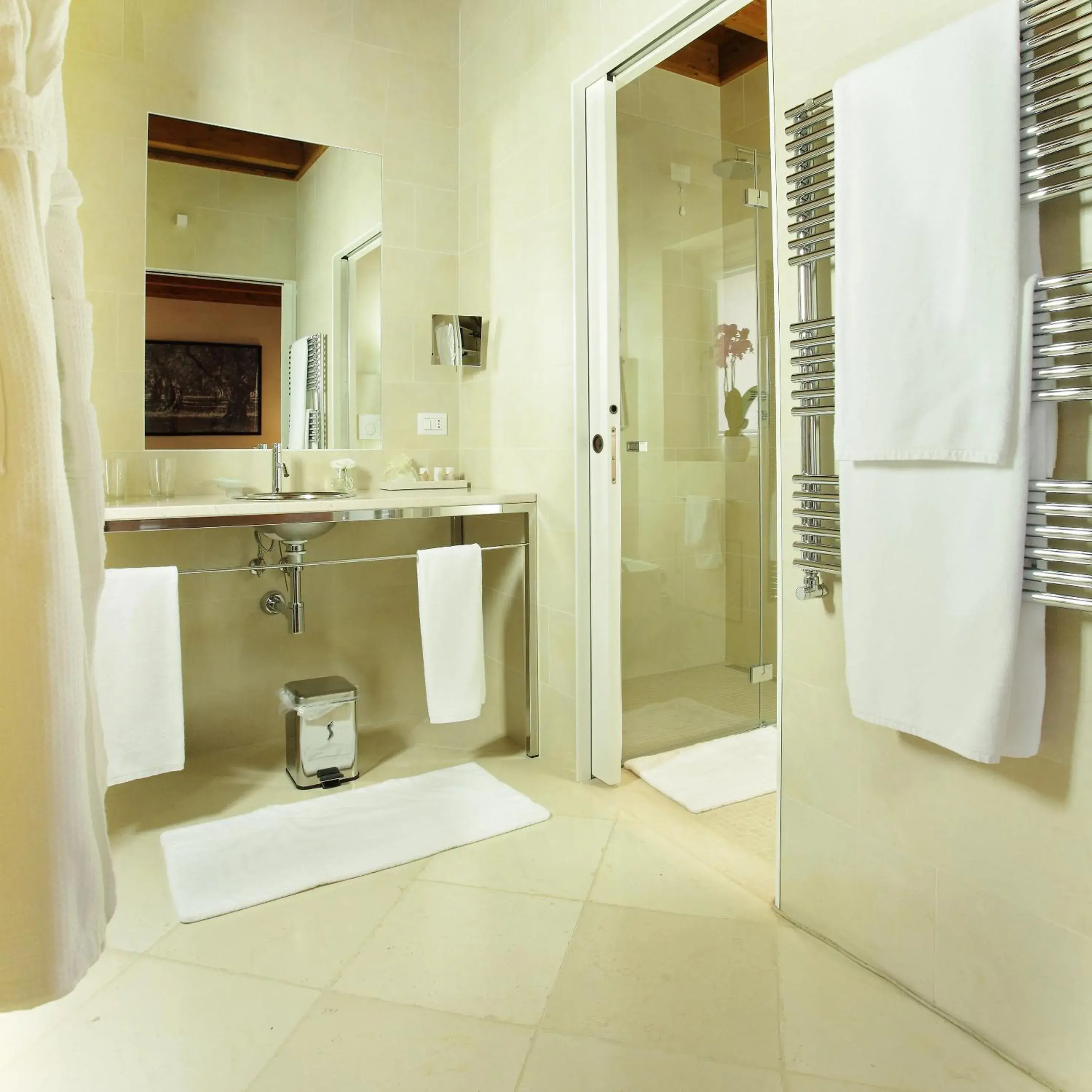 Bathroom in La Fiermontina - luxury home hotel