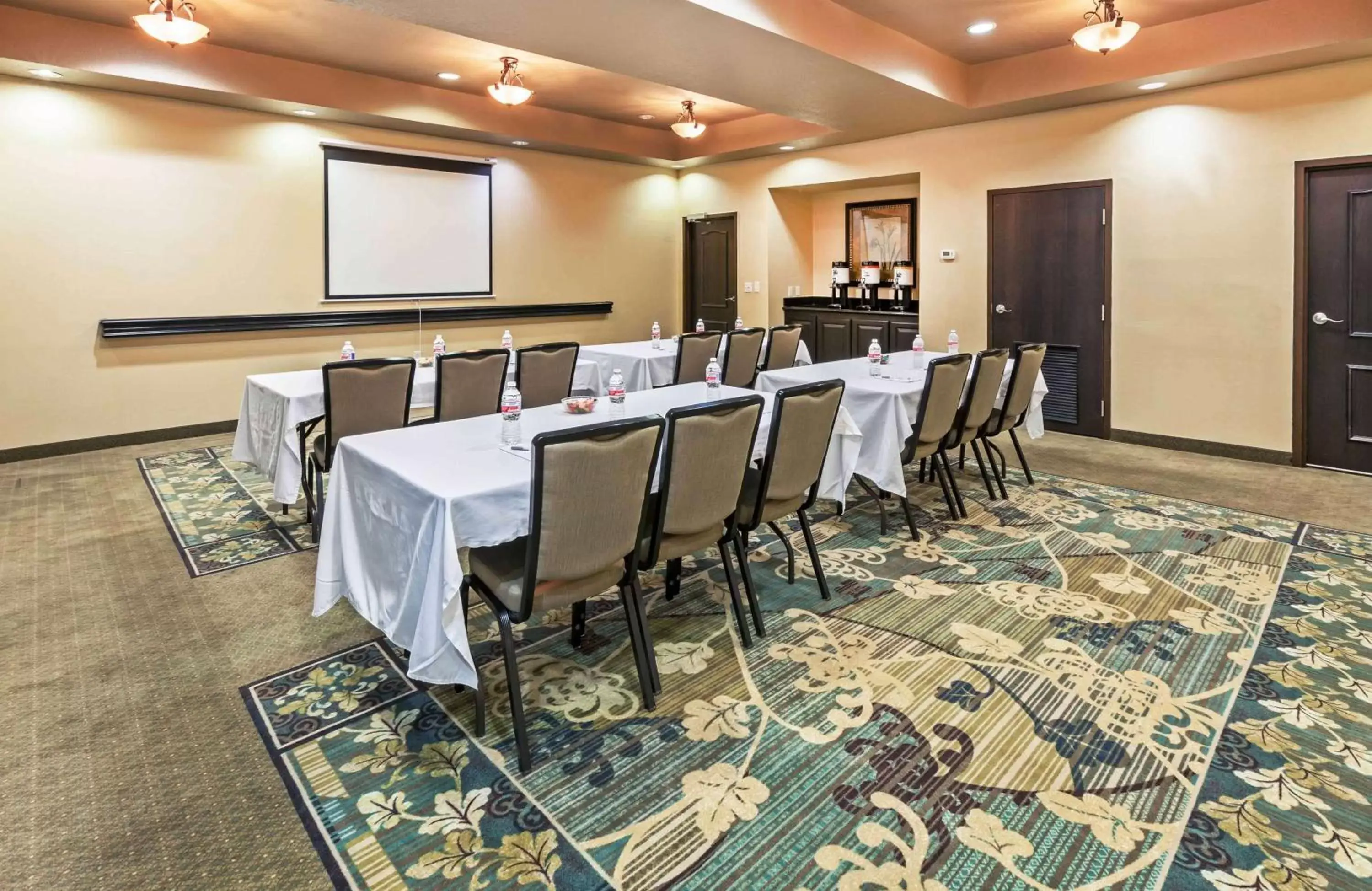 Meeting/conference room in Hampton Inn and Suites Lake Jackson-Clute