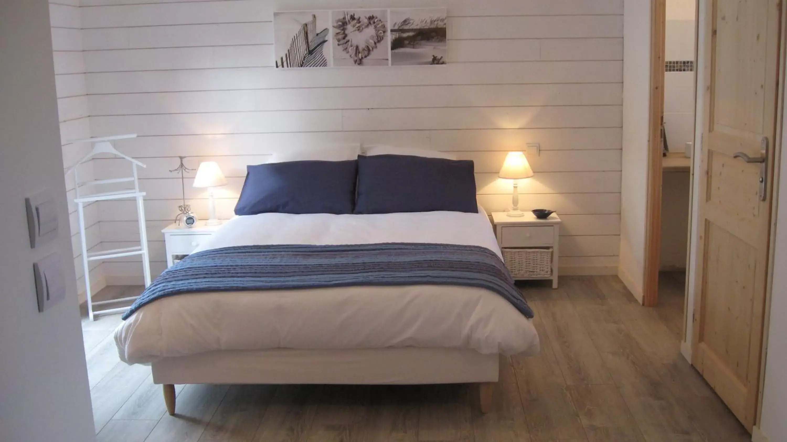 Bedroom, Bed in Le Clos De La Roche