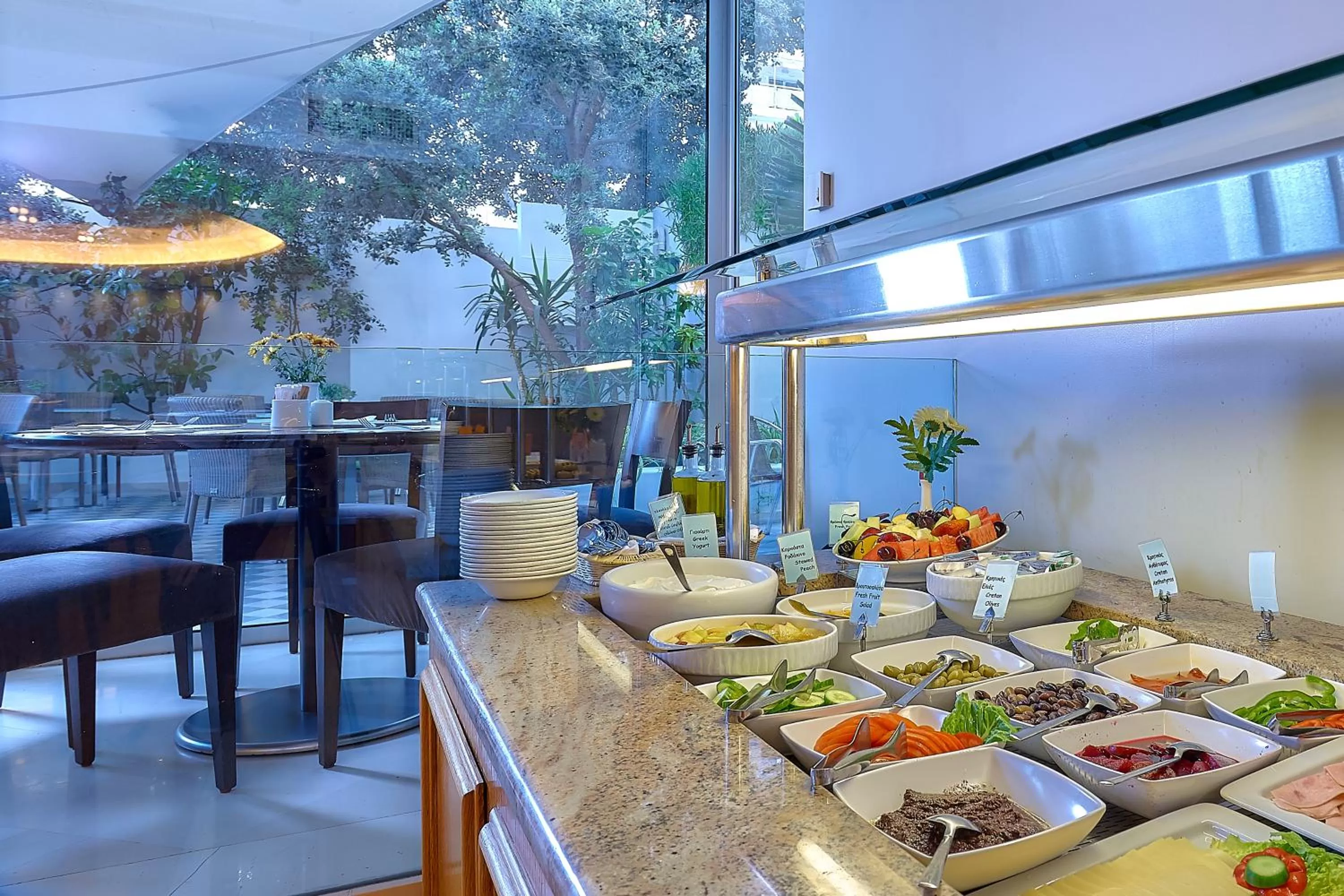 Food in Atrion Hotel