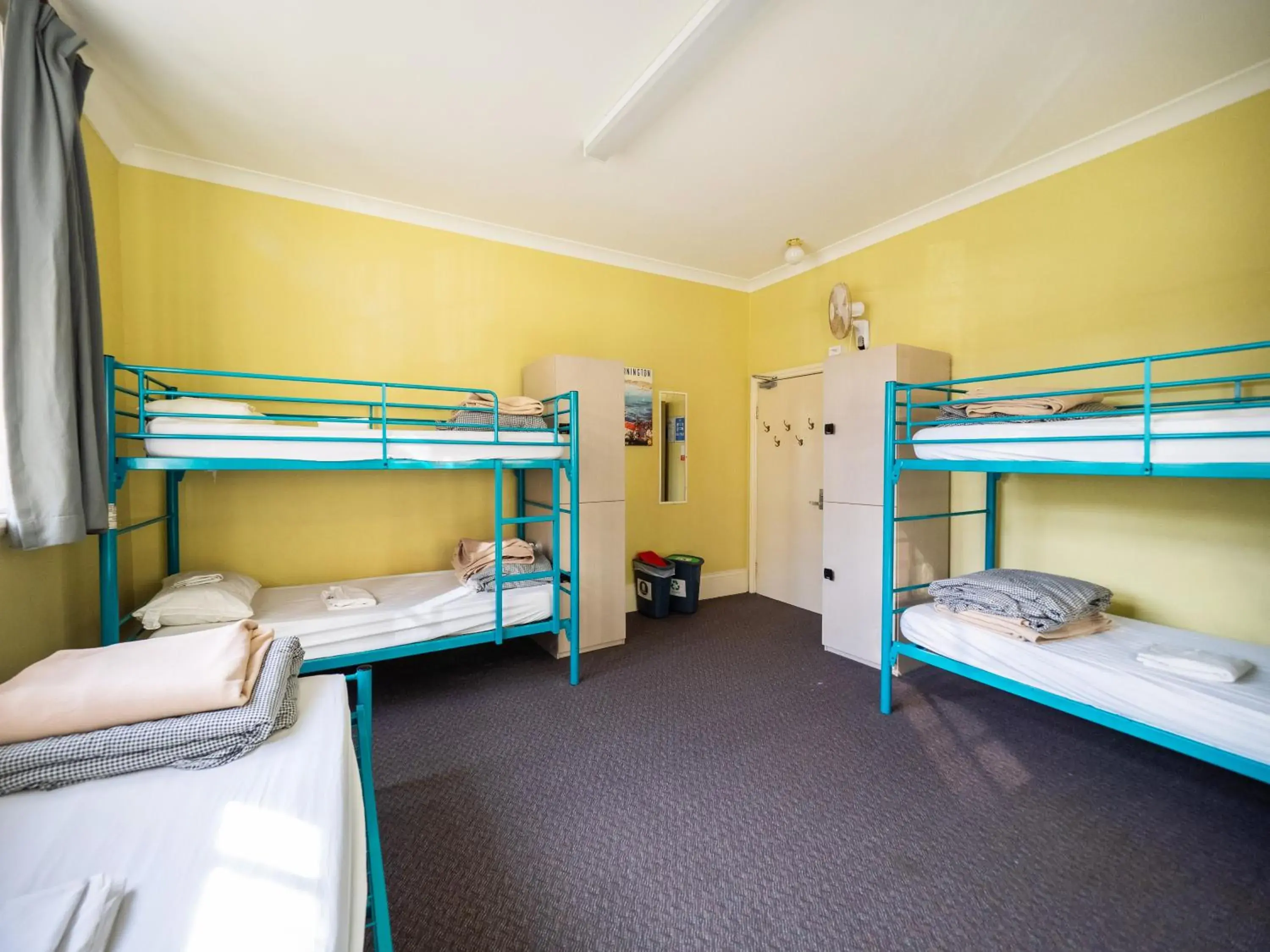 Bedroom, Bunk Bed in Newcastle Beach YHA Hostel