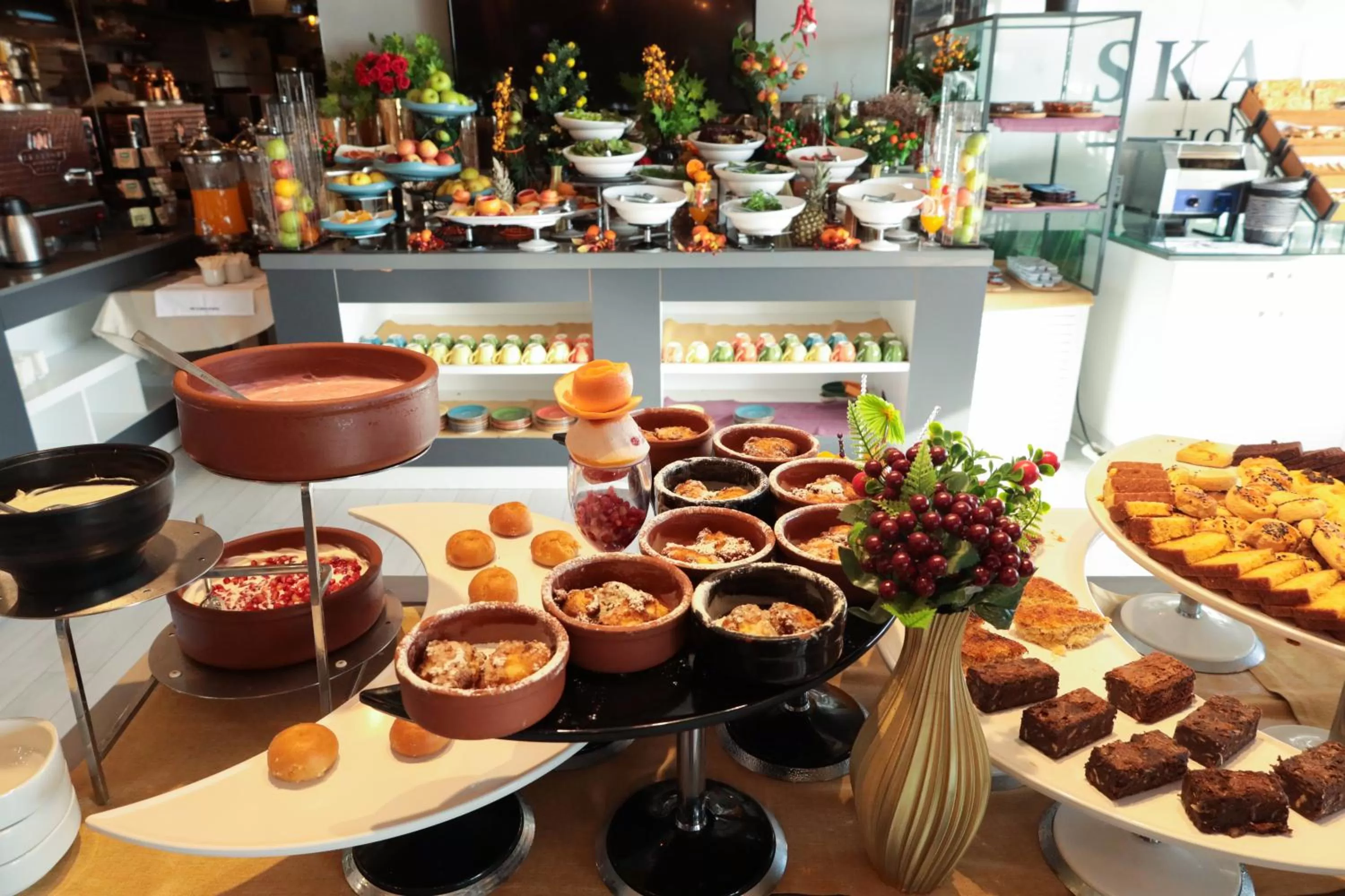 Buffet breakfast in Skalion Hotel