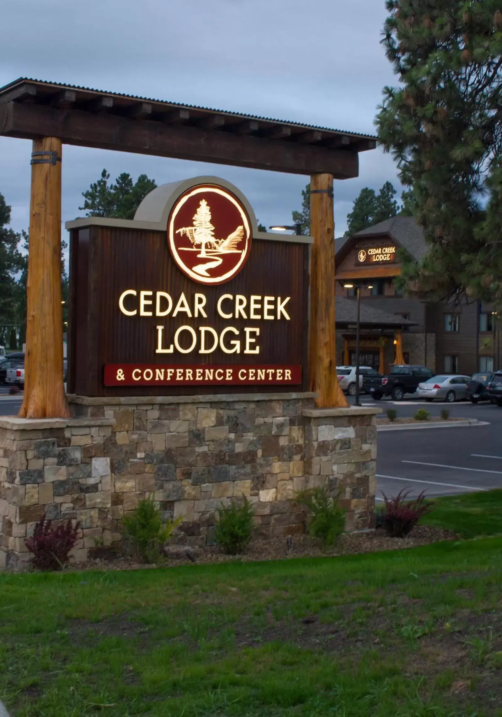 Facade/entrance in Cedar Creek Lodge & Conference Center Facade/entrance in Cedar Creek Lodge & Conference Center