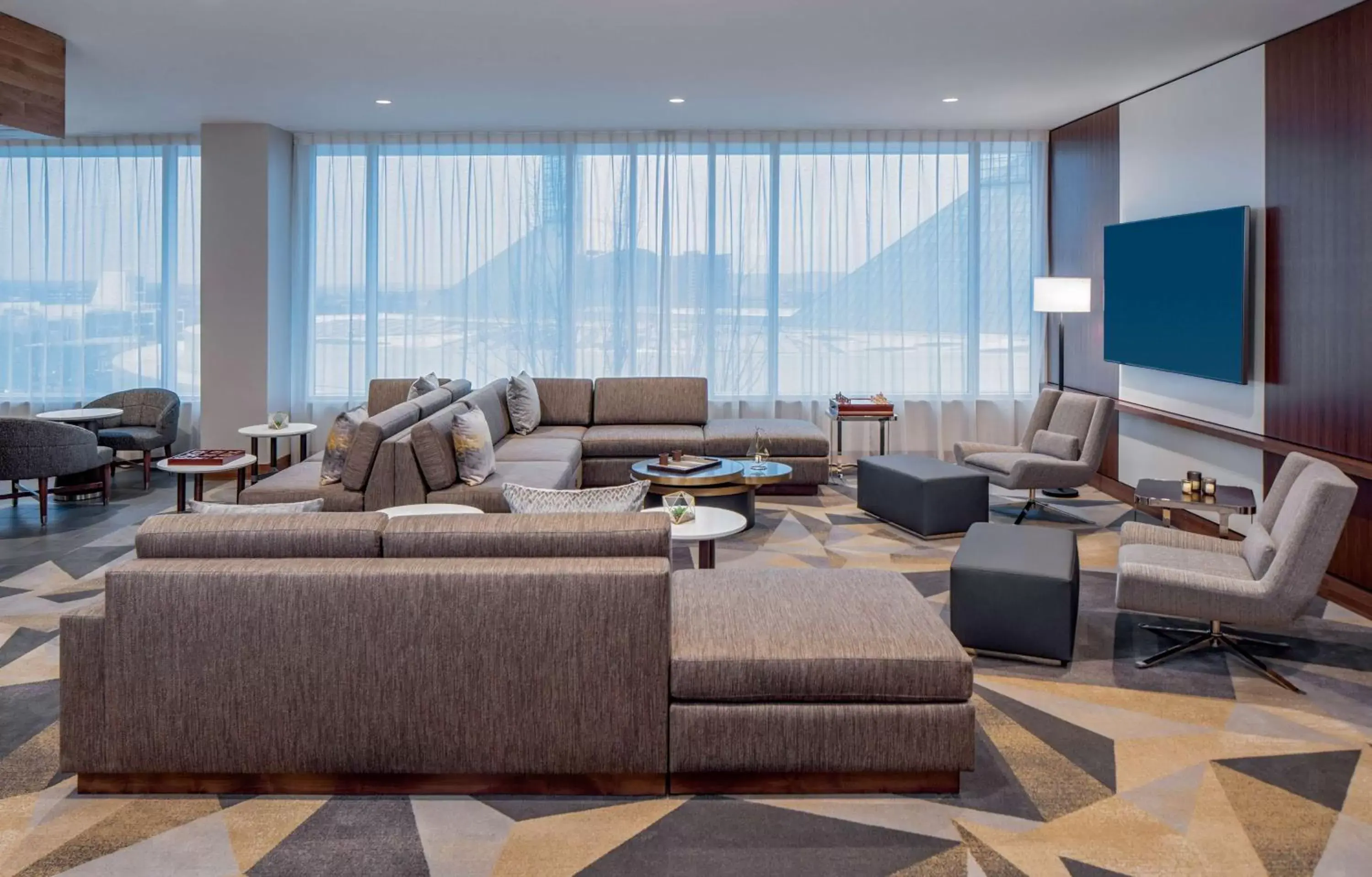 Pool view in Hyatt Regency Portland at the Oregon Convention Center Pool view in Hyatt Regency Portland at the Oregon Convention Center