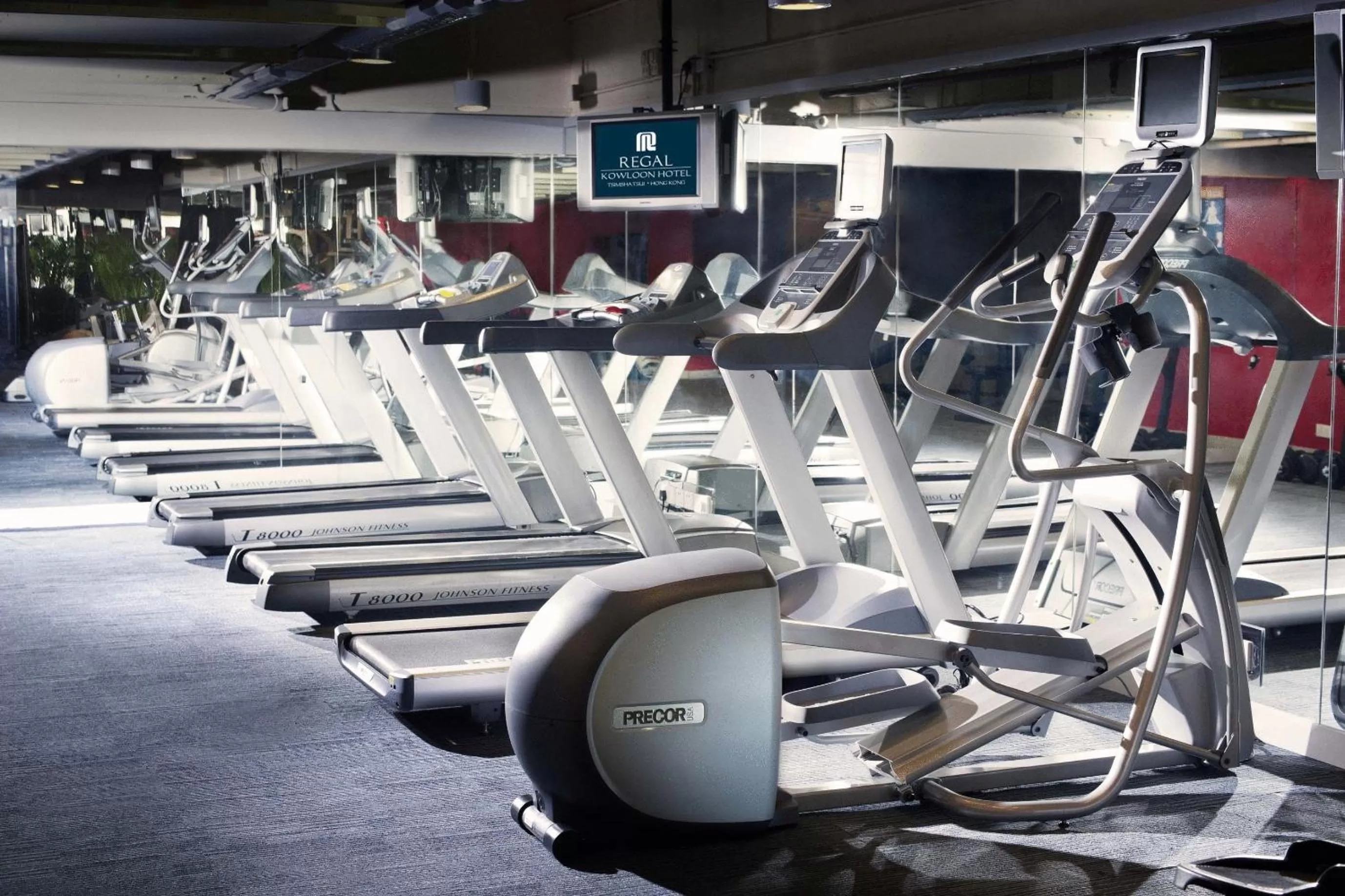 Fitness centre/facilities in Regal Kowloon Hotel