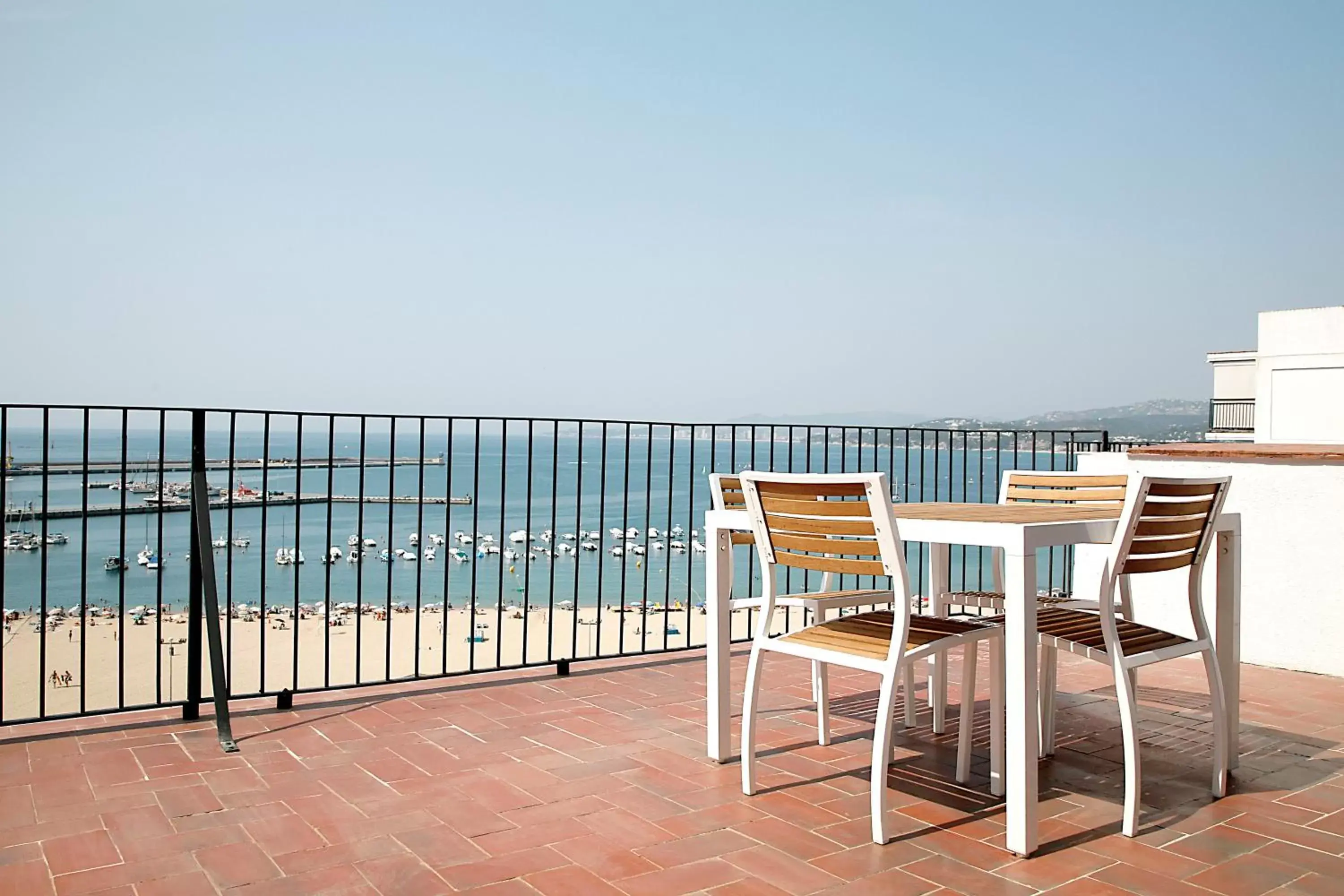 Beach, Balcony/Terrace in Hotel Trias