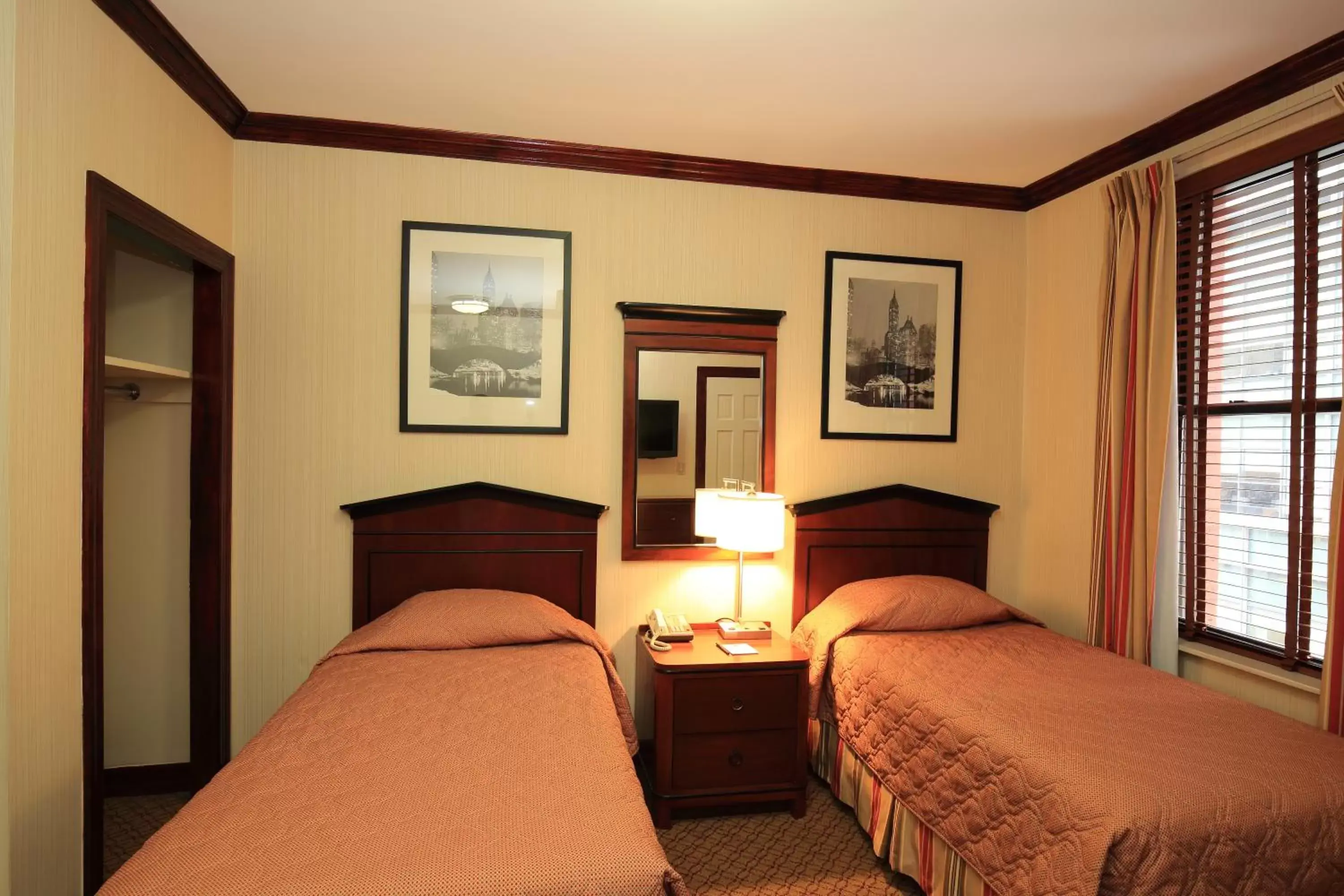 Bedroom, Bed in Radio City Apartments