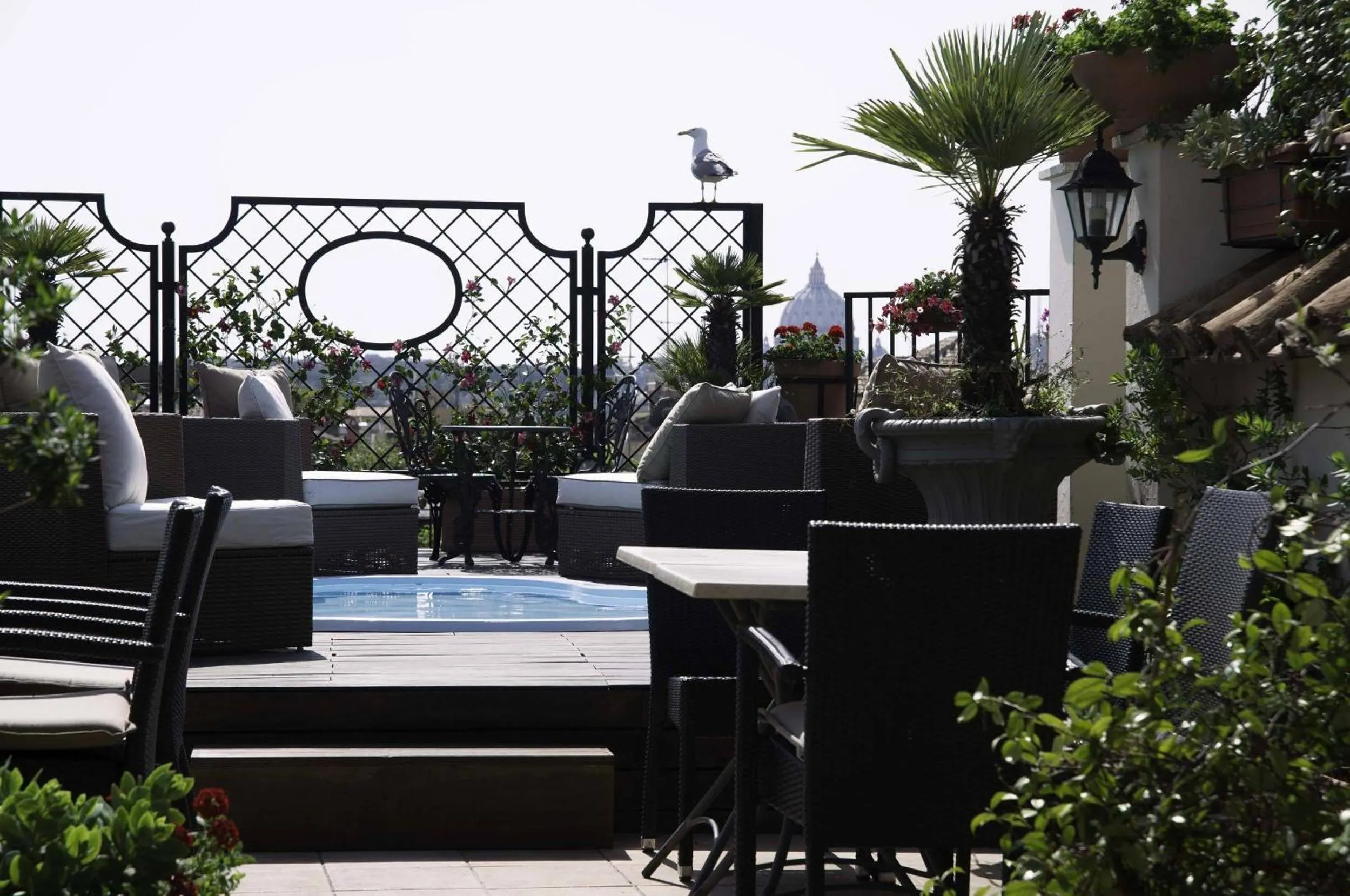 Balcony/Terrace in Colonna Palace Hotel