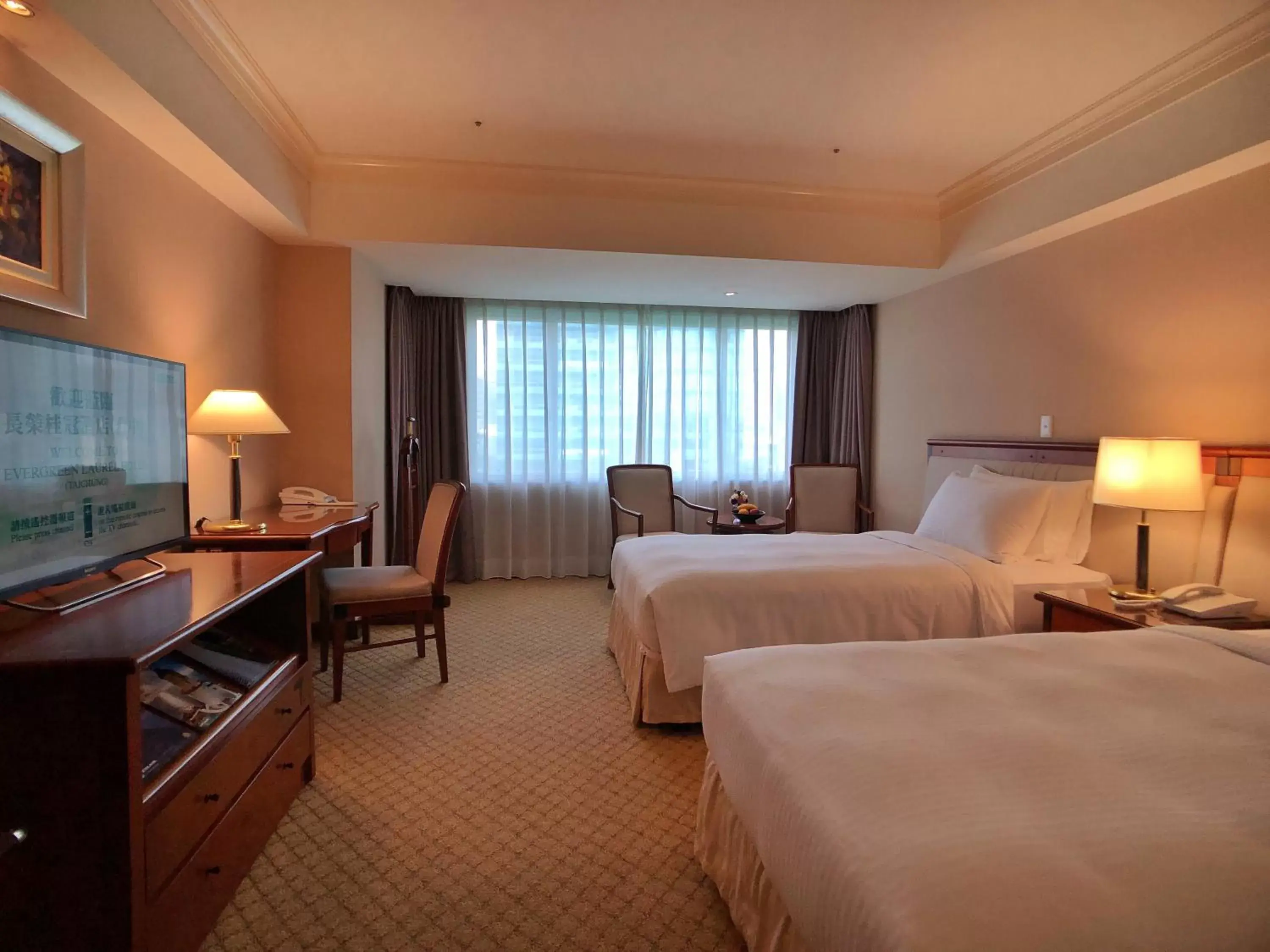 Photo of the whole room, Bed in Evergreen Laurel Hotel - Taichung