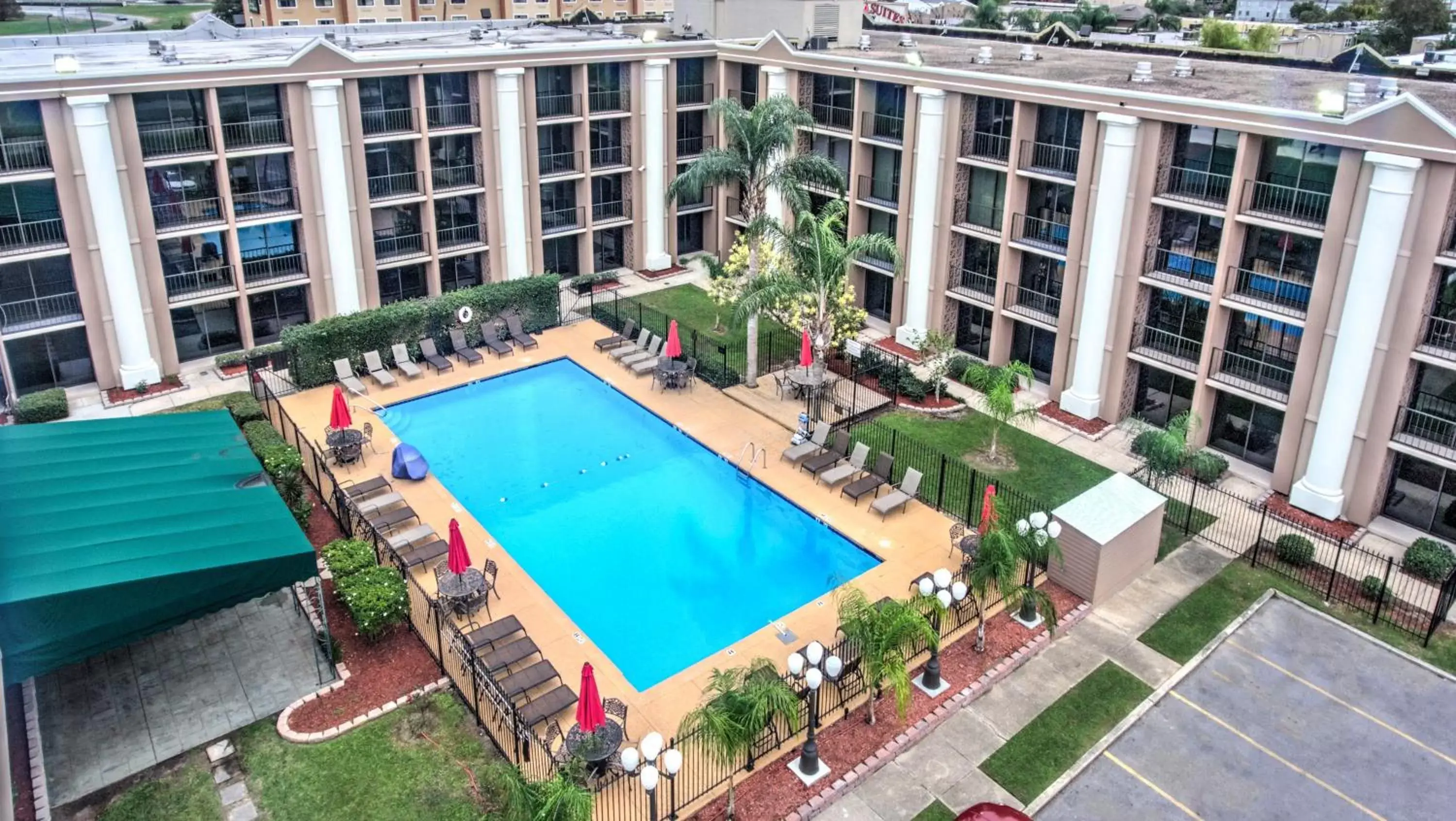 Bird's eye view, Pool View in Ramada by Wyndham Metairie New Orleans Airport