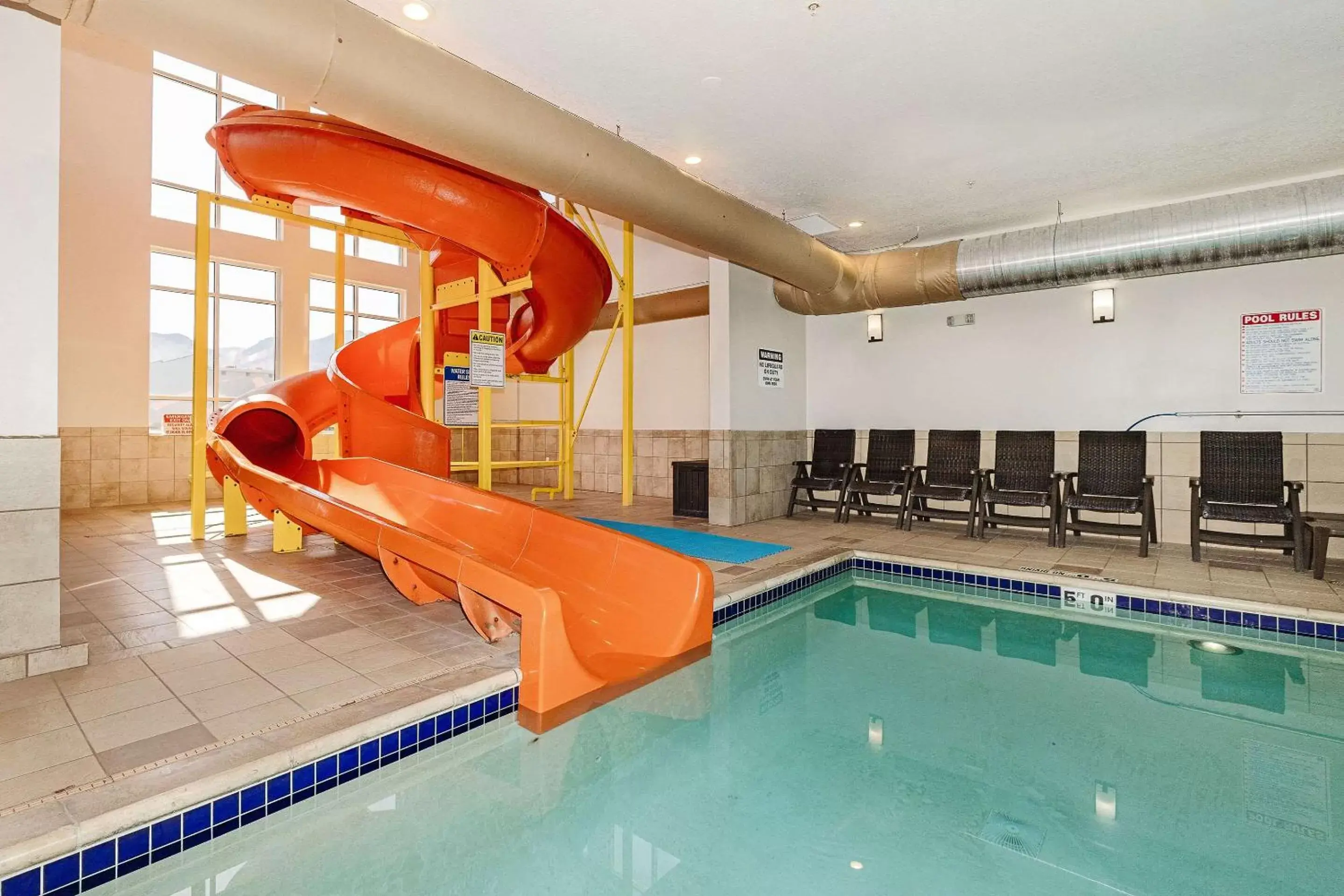 Swimming pool, Water Park in Comfort Inn & Suites Logan Near University