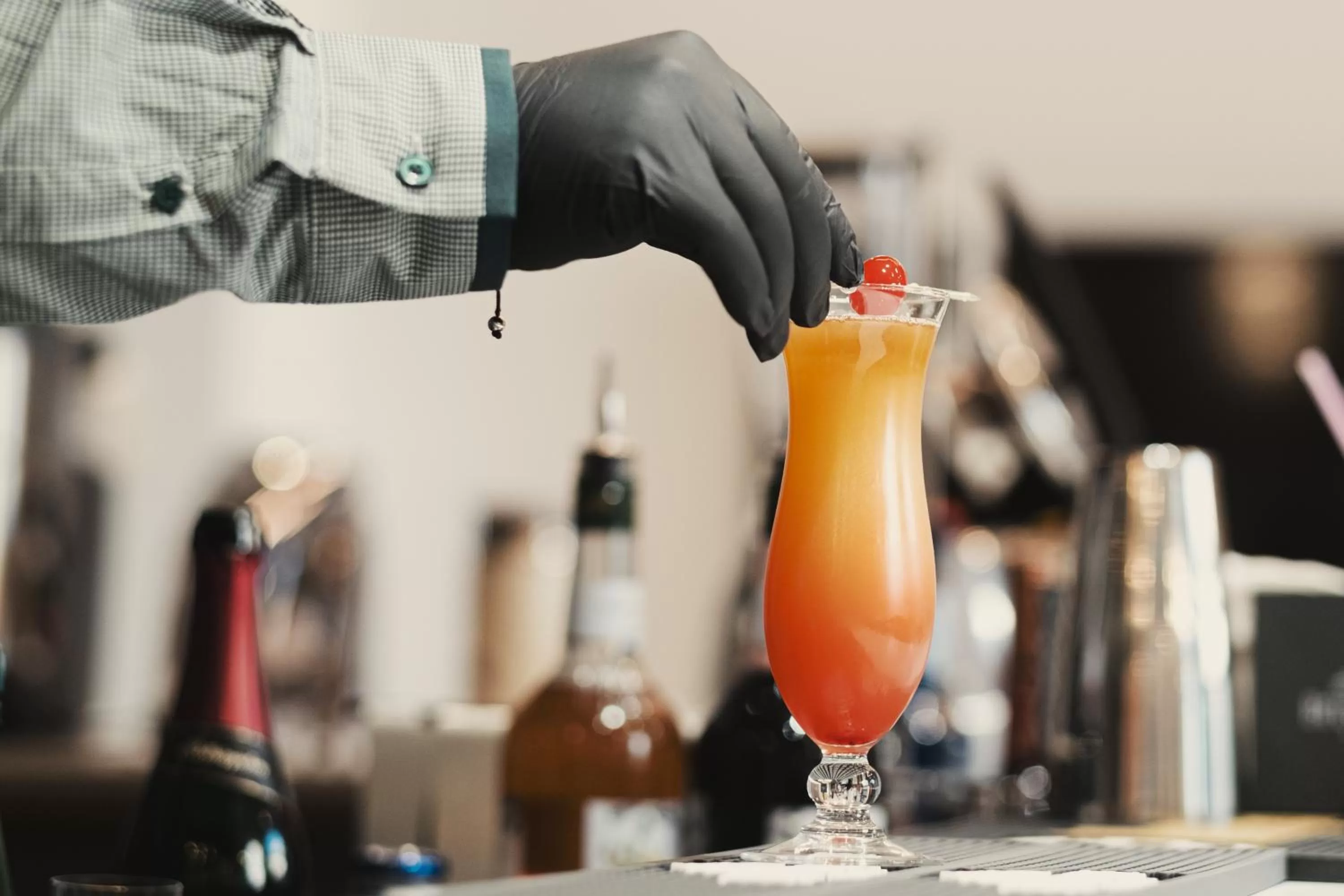 Lounge or bar in Holiday Inn Bucharest - Times by IHG