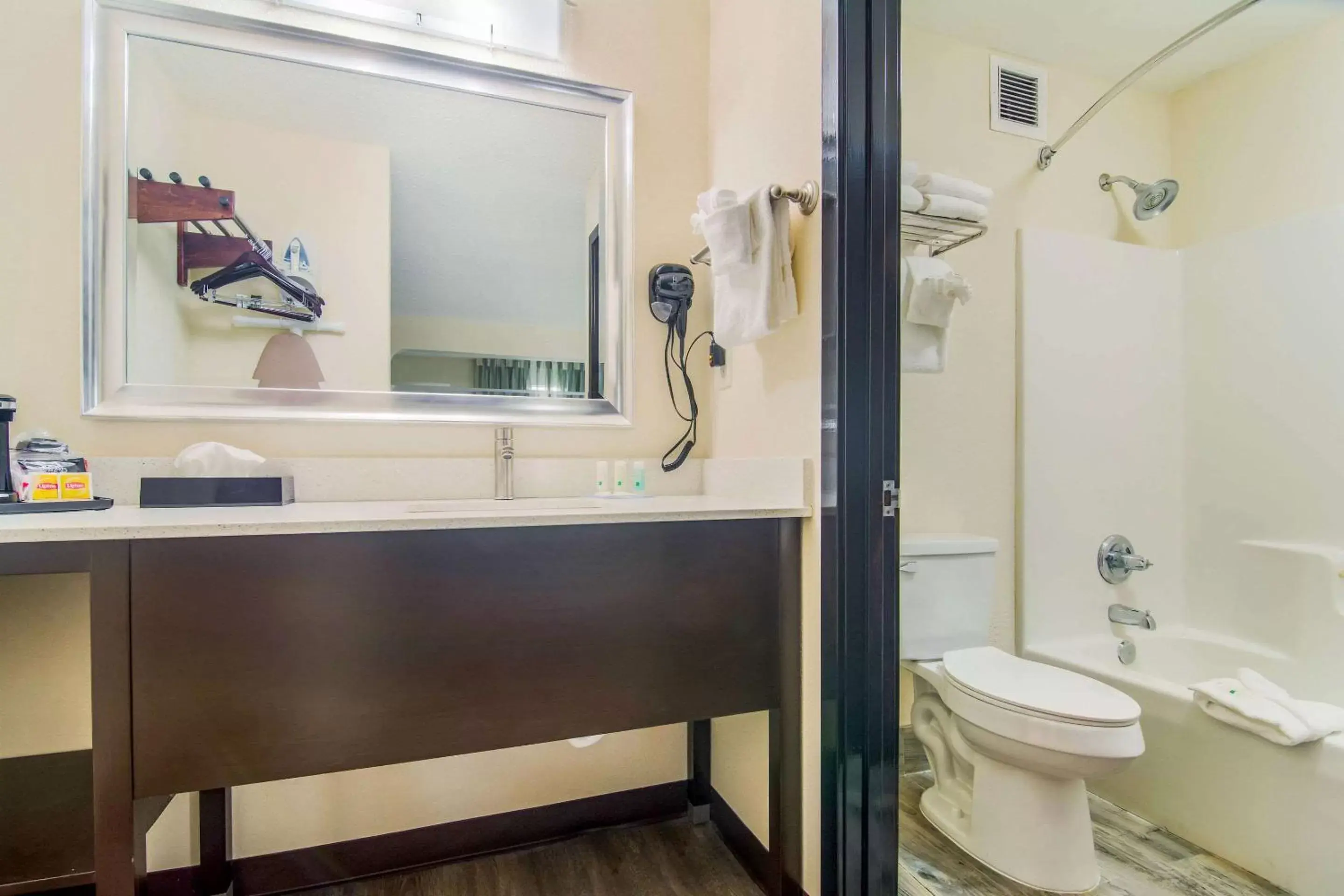 Photo of the whole room, Bathroom in Quality Inn & Suites