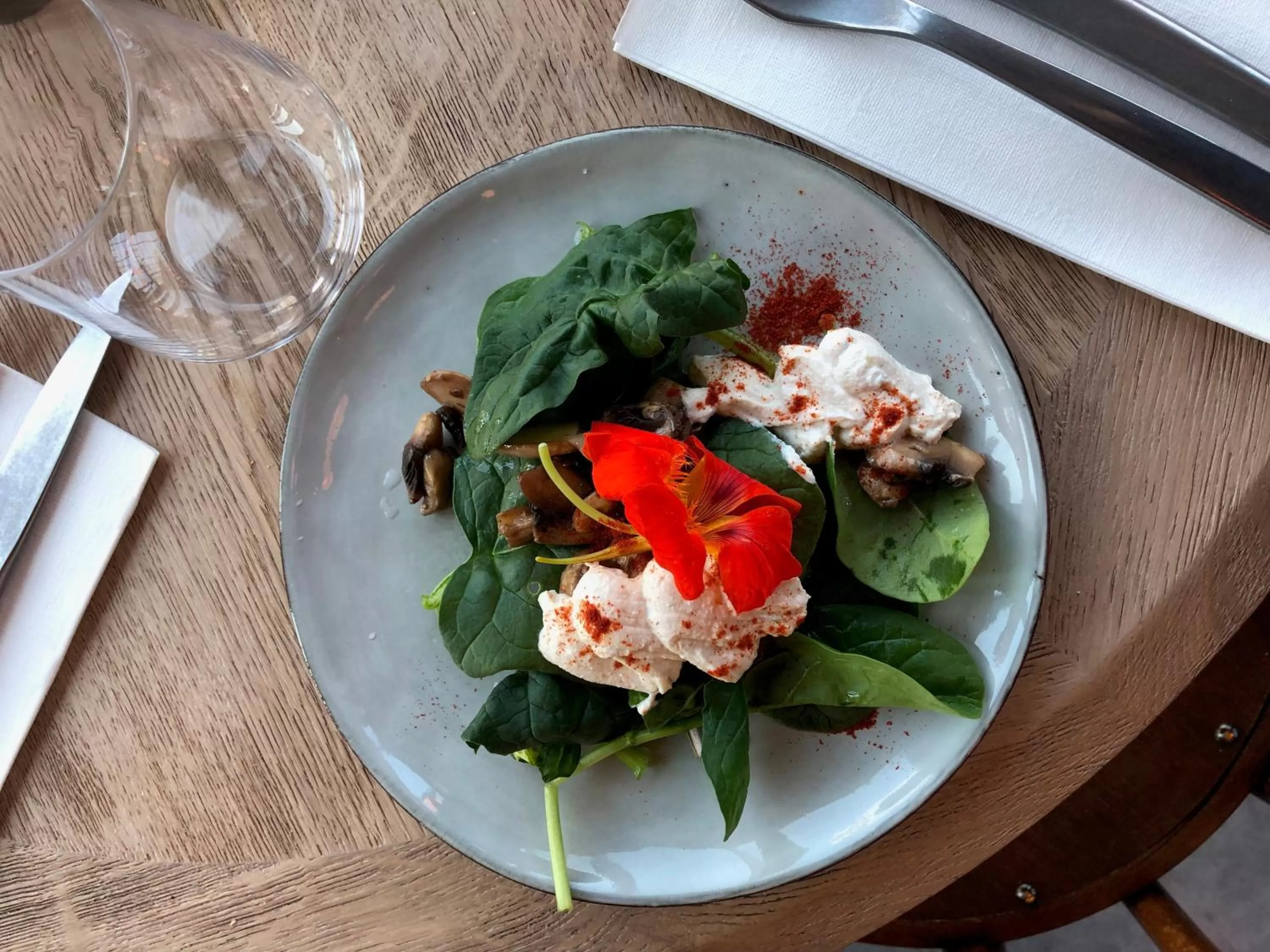 Food in The Originals Boutique, Hôtel Maison Montmartre Paris Les Puces