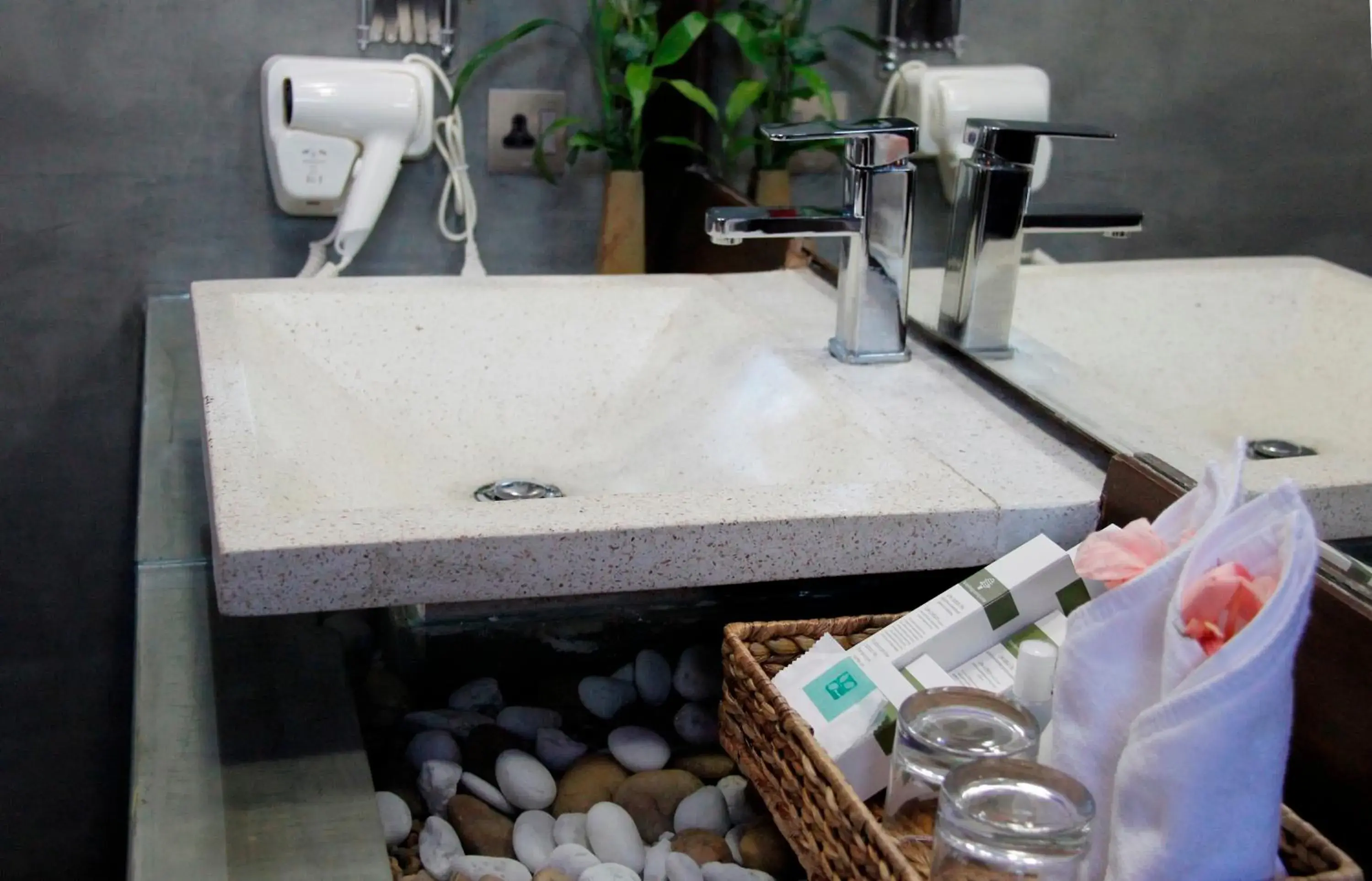 Bathroom in Cambana d'Angkor Suites