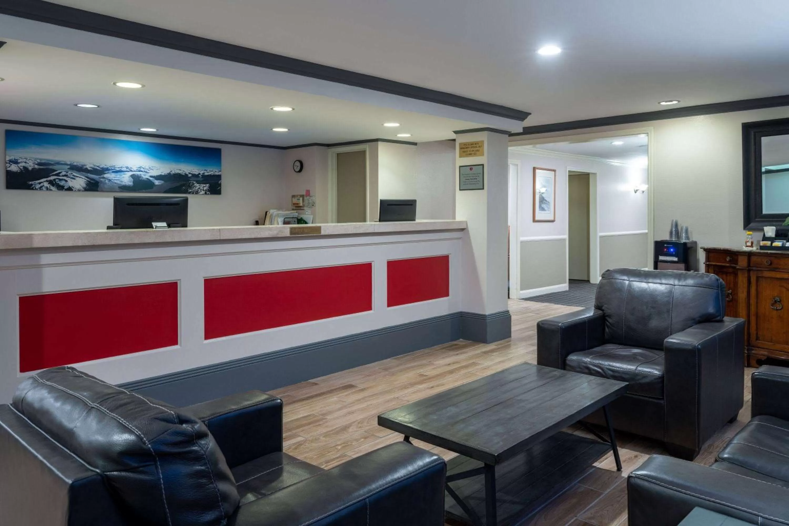 Lobby or reception in Ramada by Wyndham Juneau