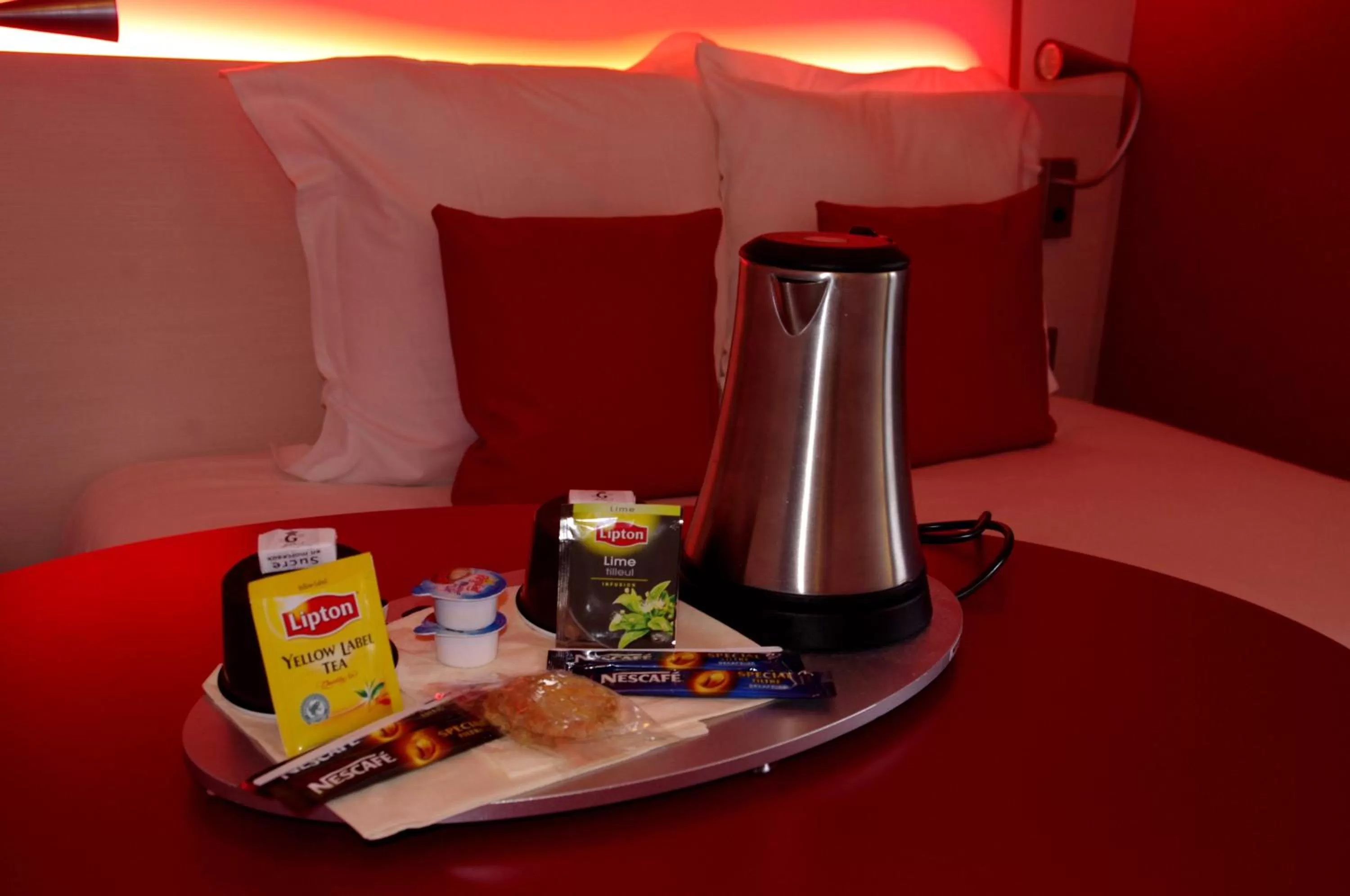 Coffee/tea facilities in Kyriad Quimper Sud