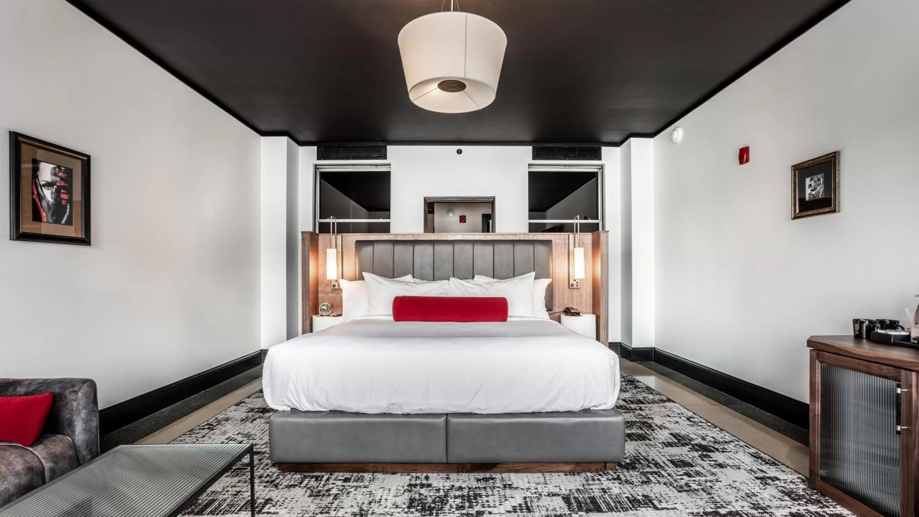 Bed in Bottleworks Hotel