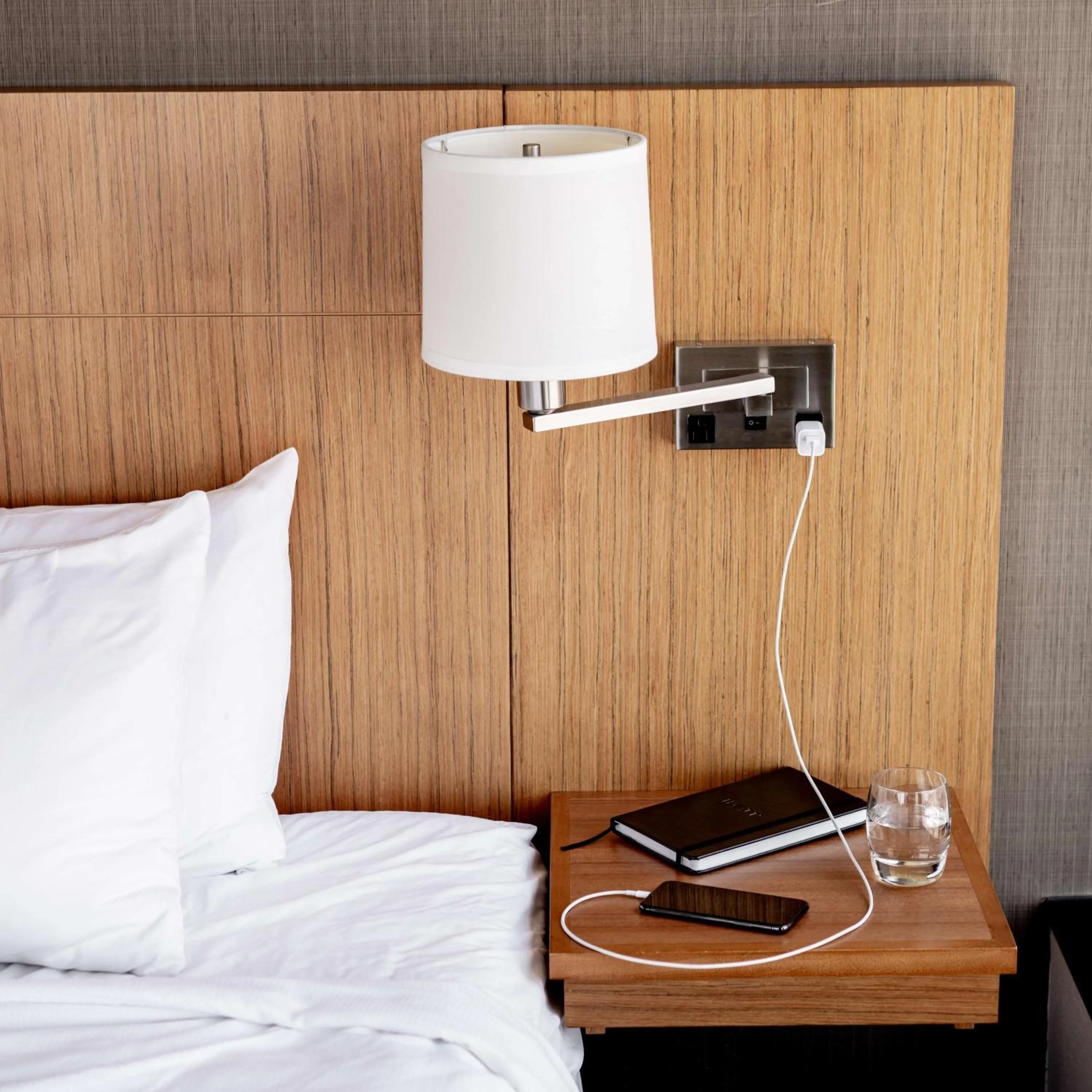 Photo of the whole room, Bed in Hyatt Place Austin Downtown