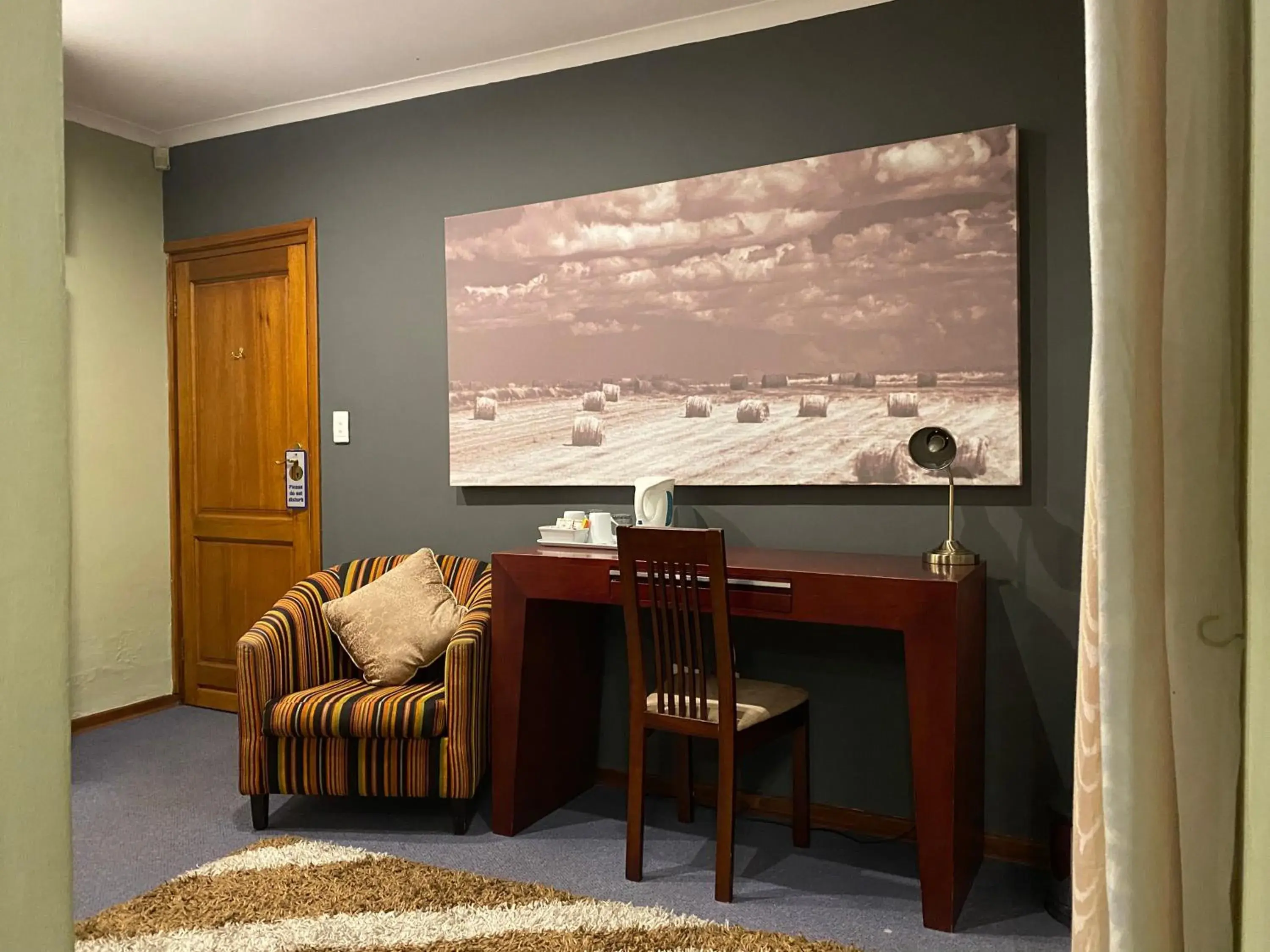 Seating area, TV/Entertainment Center in Marion Lodge