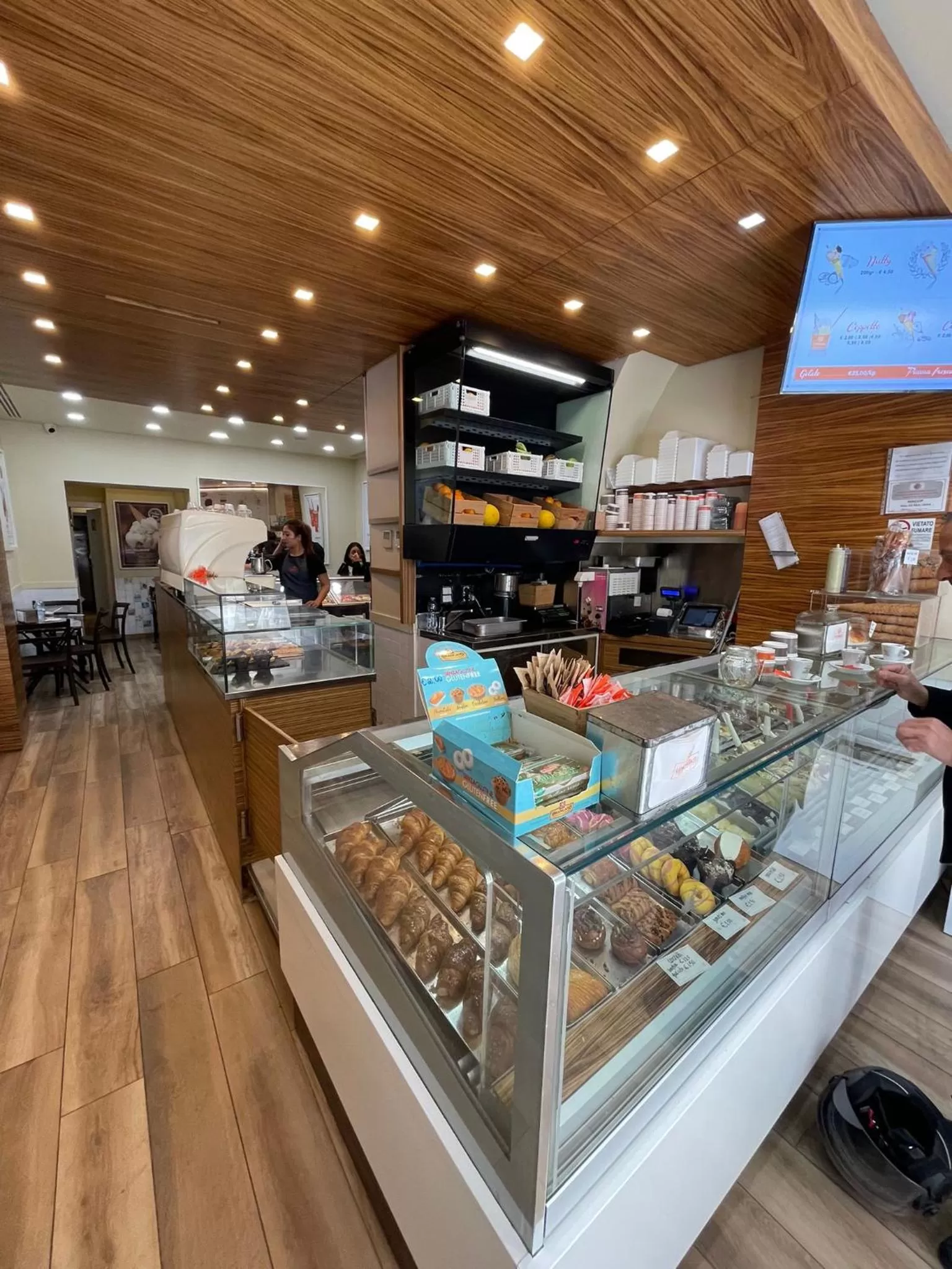 Breakfast in Room Inn Vatican