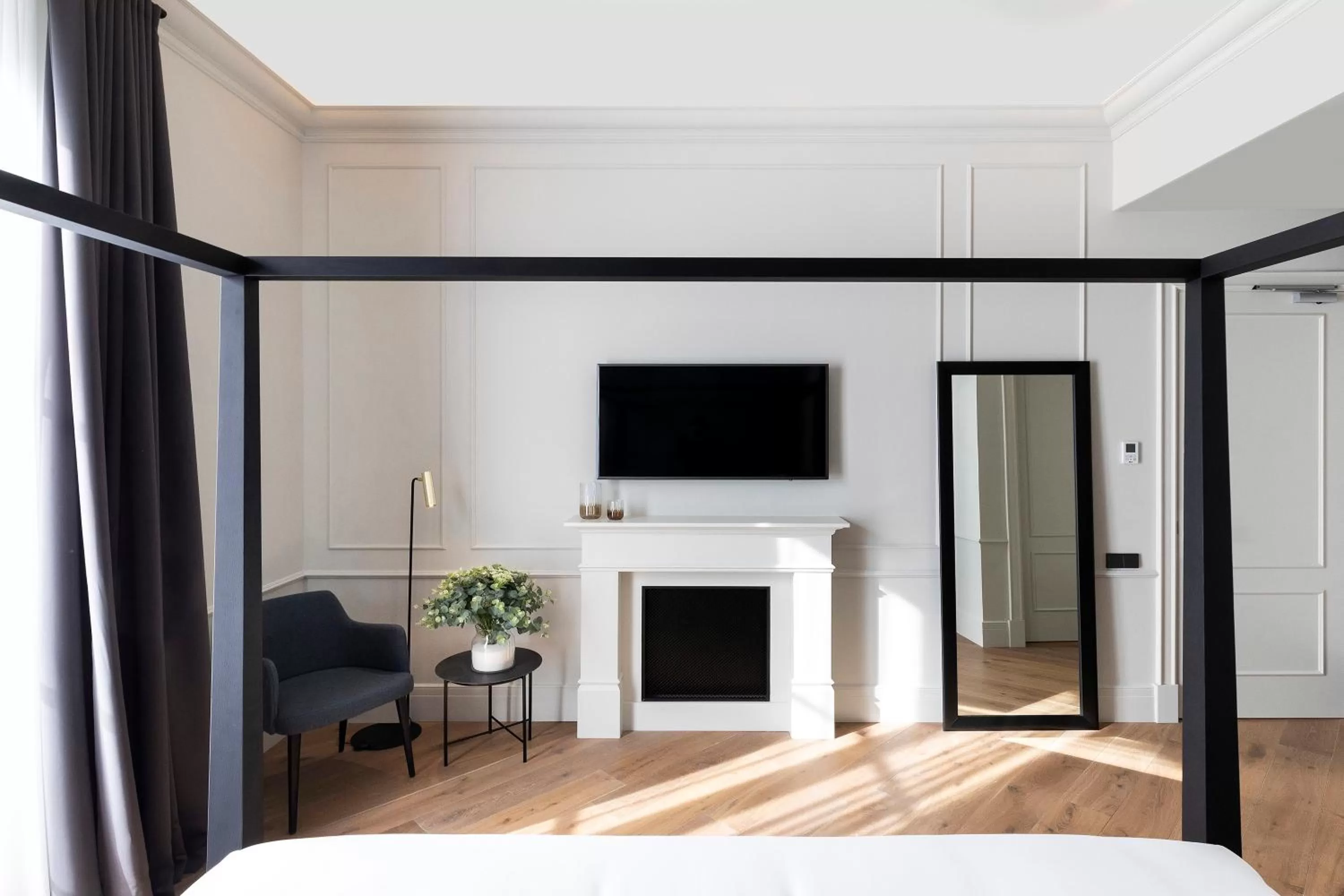 Bed in Maldà Singular Hotel