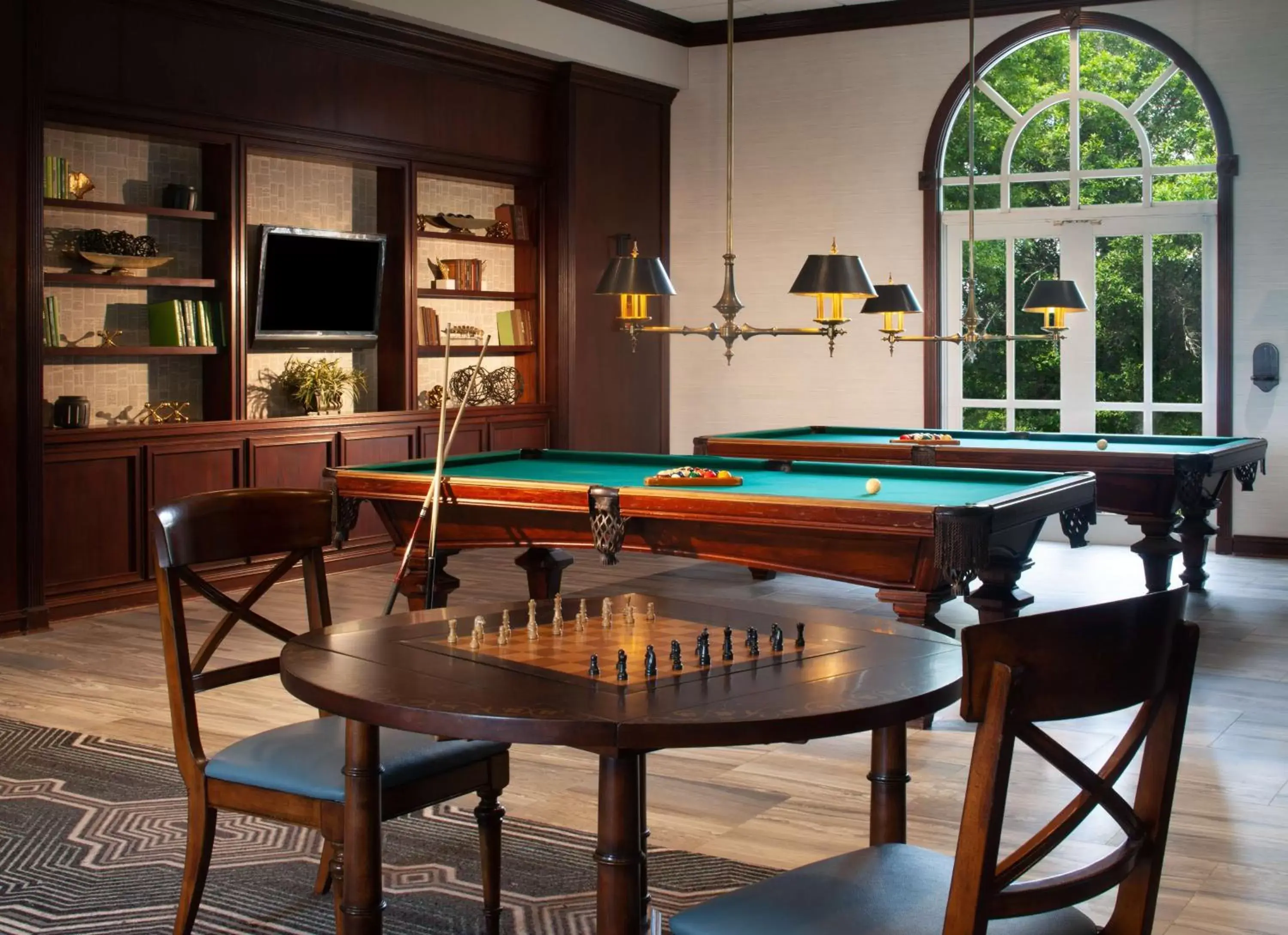 Lounge or bar, Billiards in Hilton Atlanta/Marietta Hotel & Conference Center