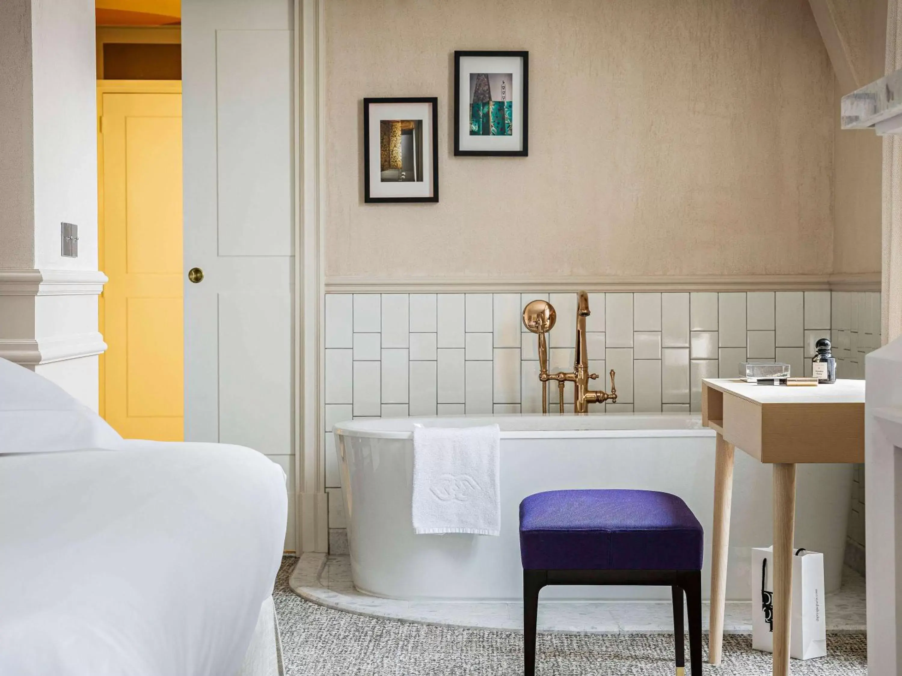 Bathroom, Bed in Sofitel Le Scribe Paris Opera