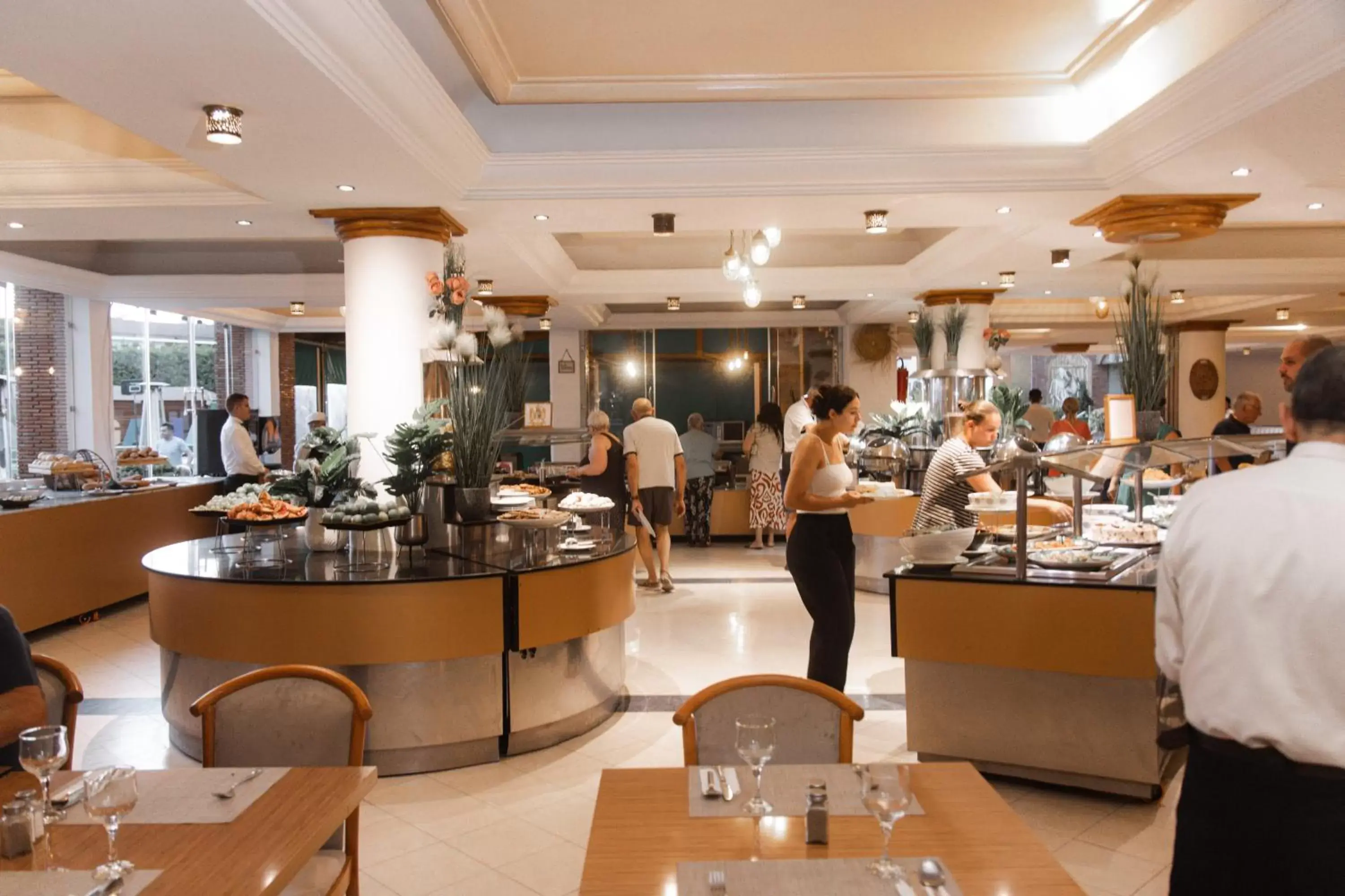 Restaurant/places to eat in Hotel Argana Agadir Restaurant/places to eat in Hotel Argana Agadir