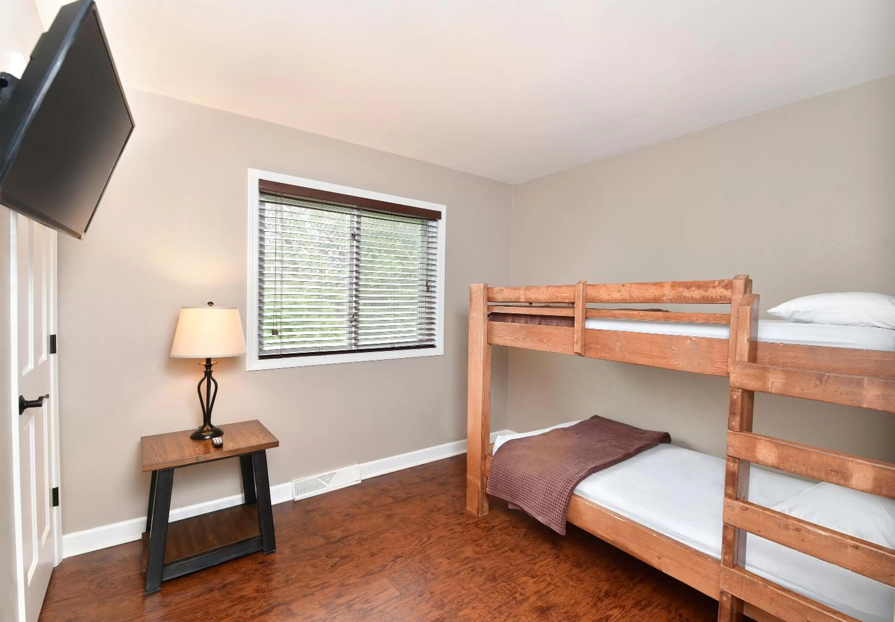 bunk bed, Bed in MT. OLYMPUS WATER PARK AND THEME PARK RESORT