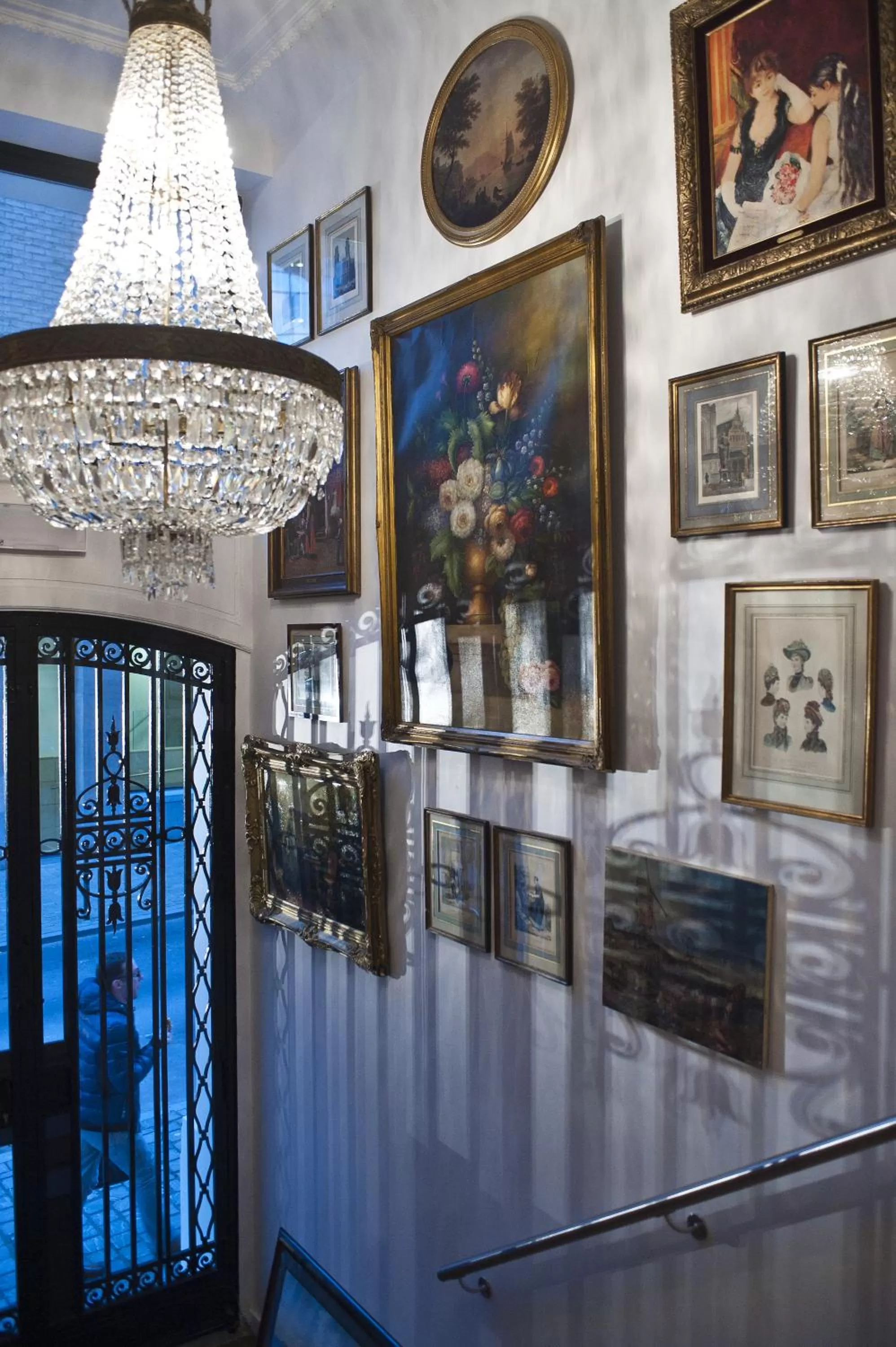 Lobby or reception in 9Hotel Central