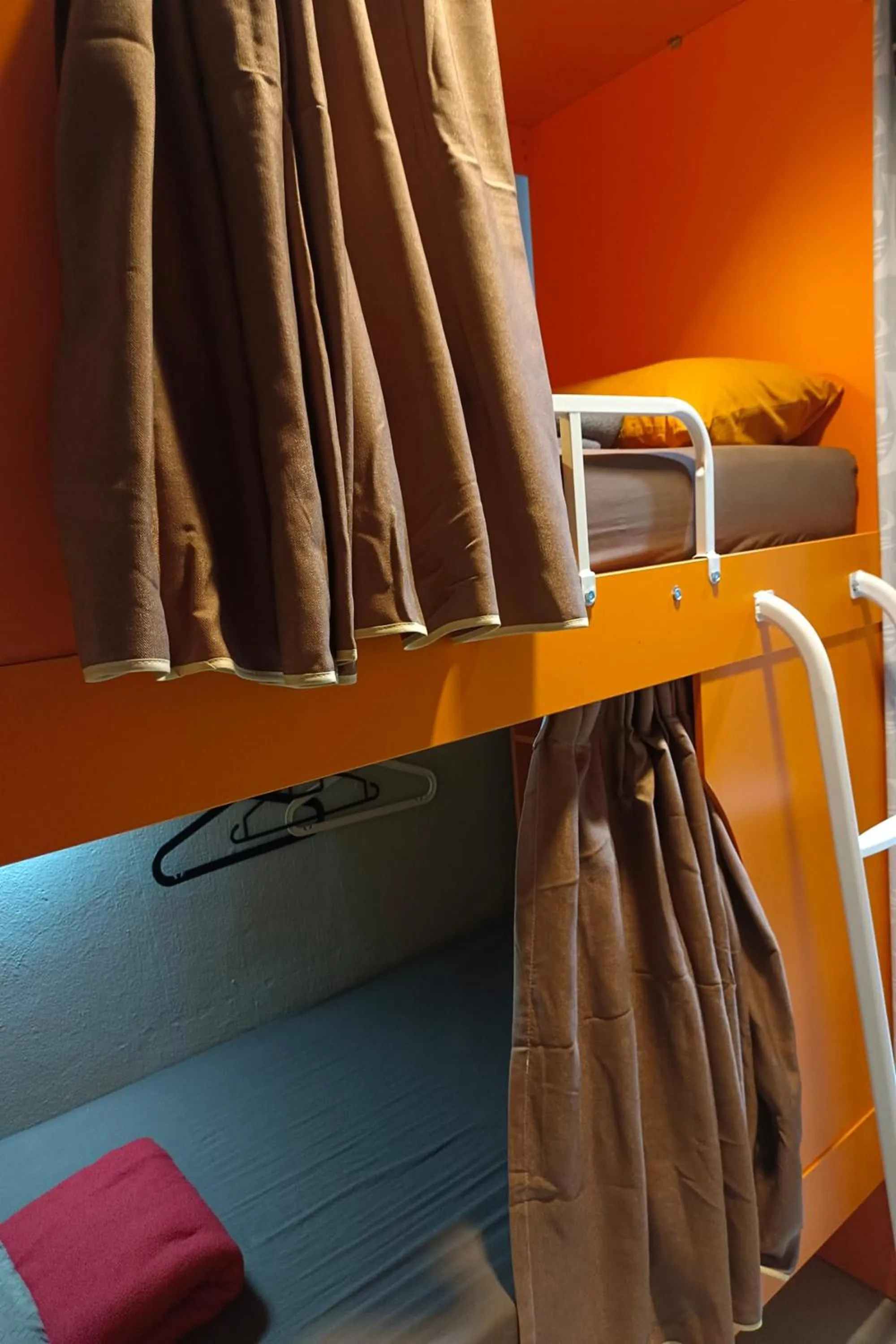 Bed, Bunk Bed in Century Service World