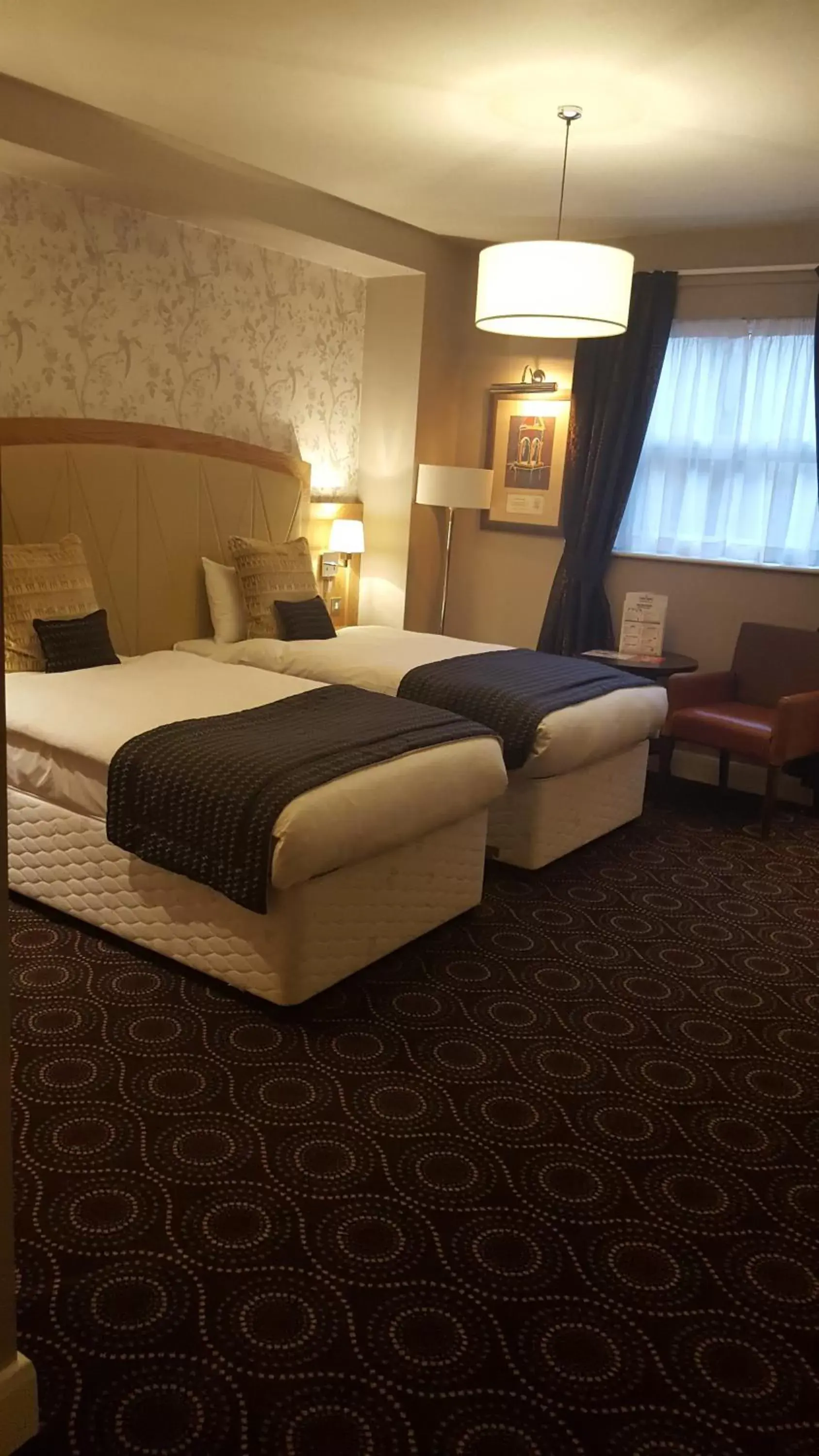 Bed in Sandford House Hotel Wetherspoon