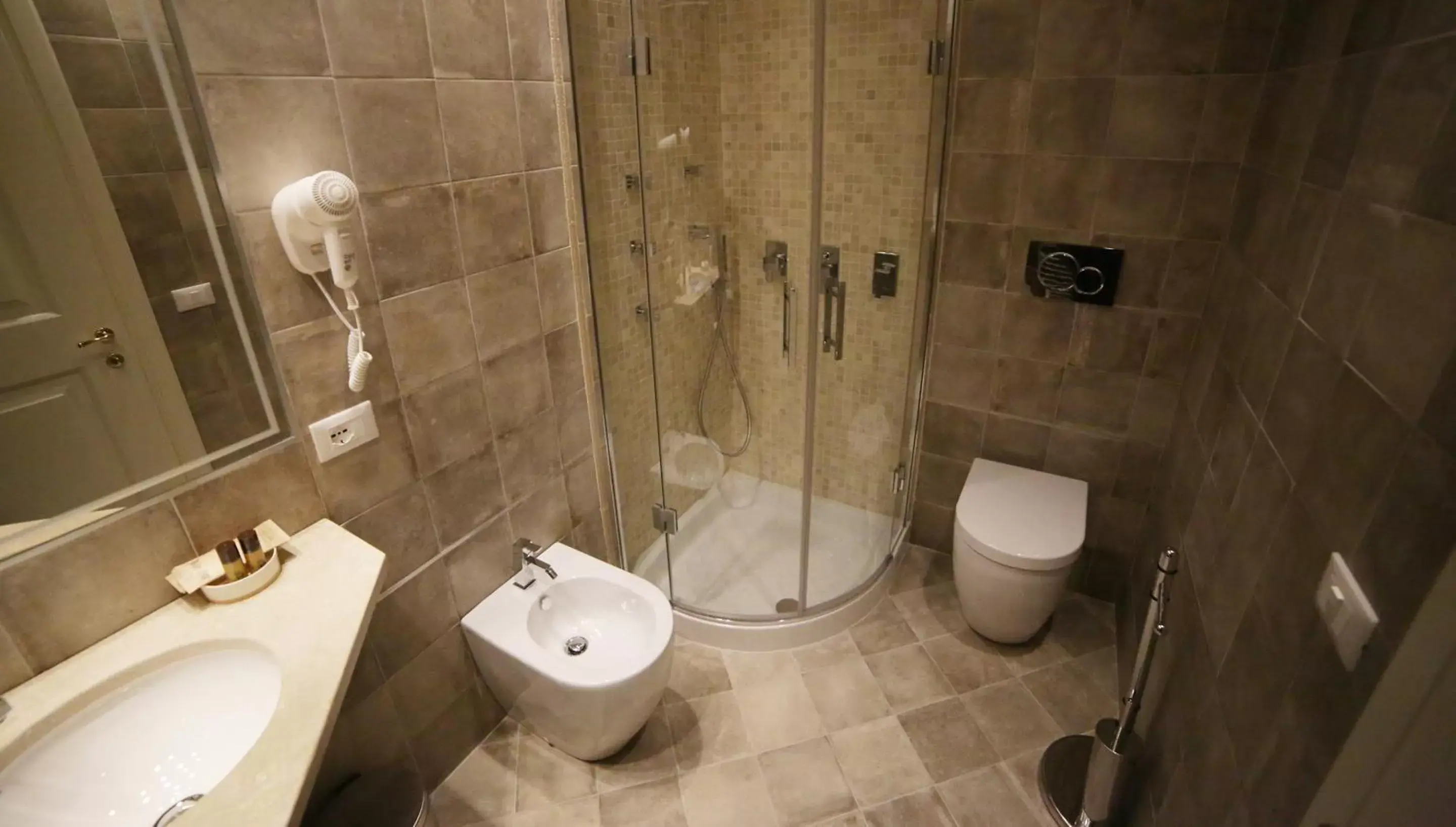 Bathroom in Hotel Renaissance