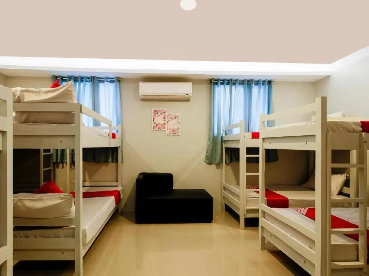 Bunk Bed in Carcar Eco Farm Resorts by HiveRooms