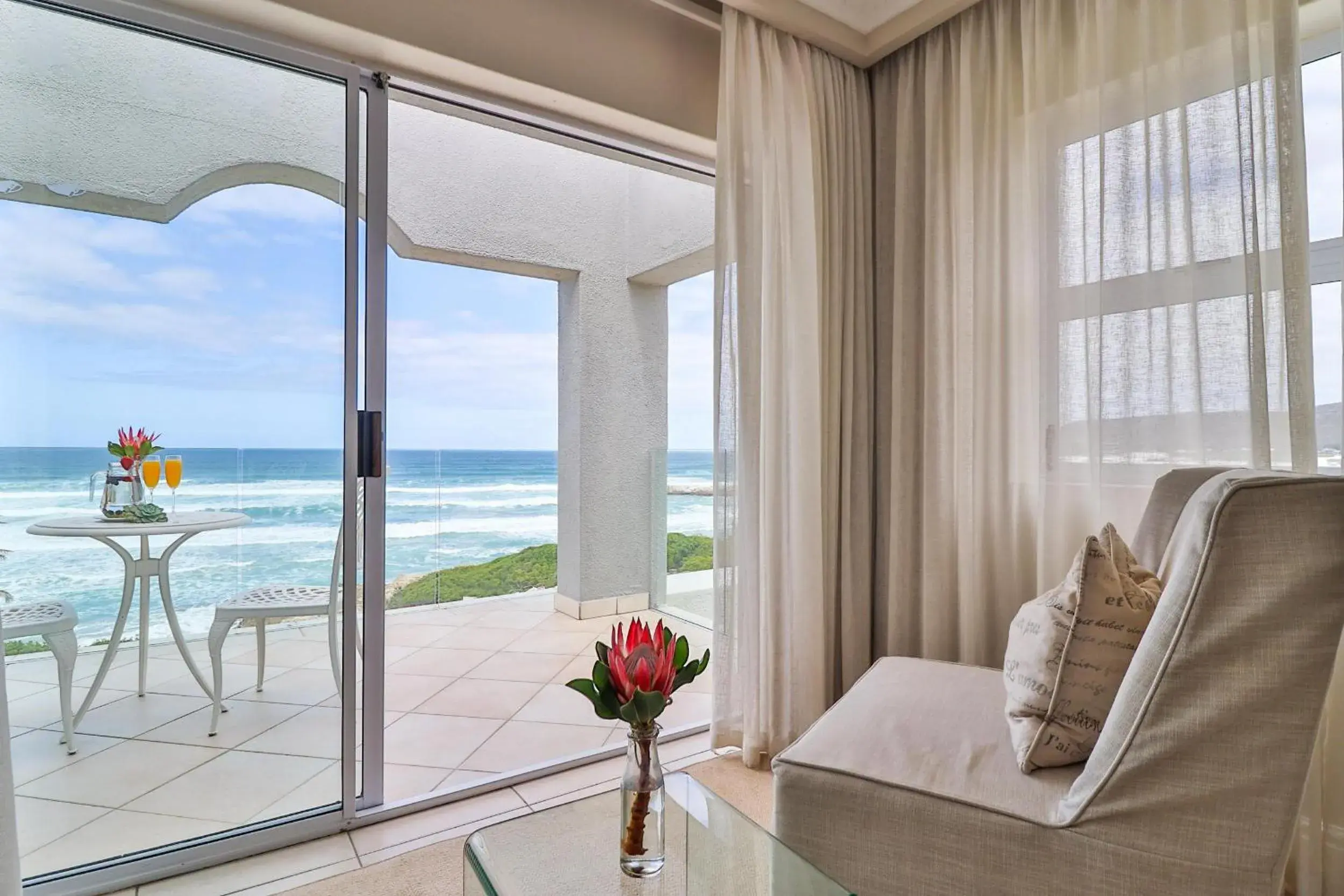 Balcony/Terrace in Hermanus Beachfront Lodge