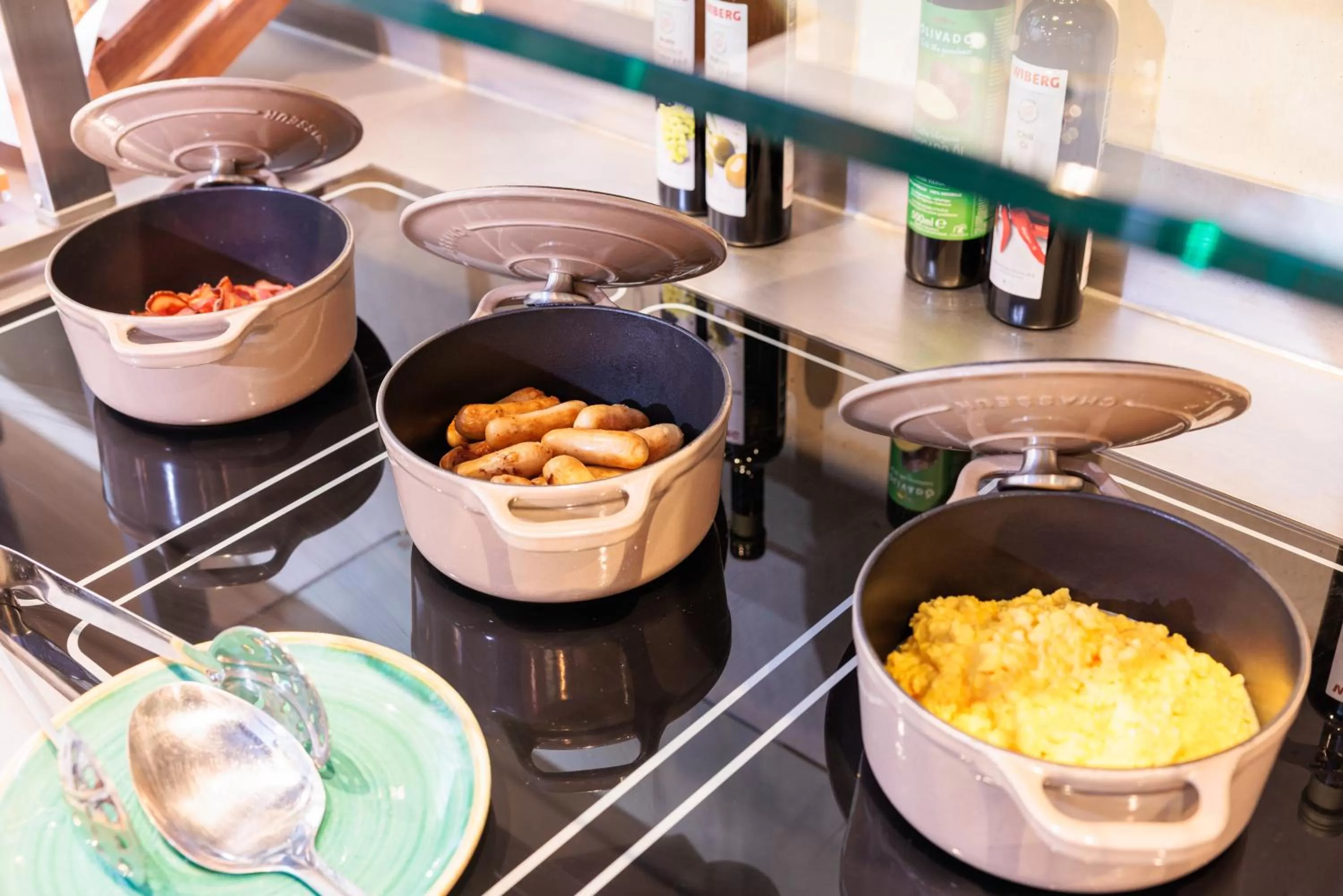 Breakfast in ibis Styles Bern City