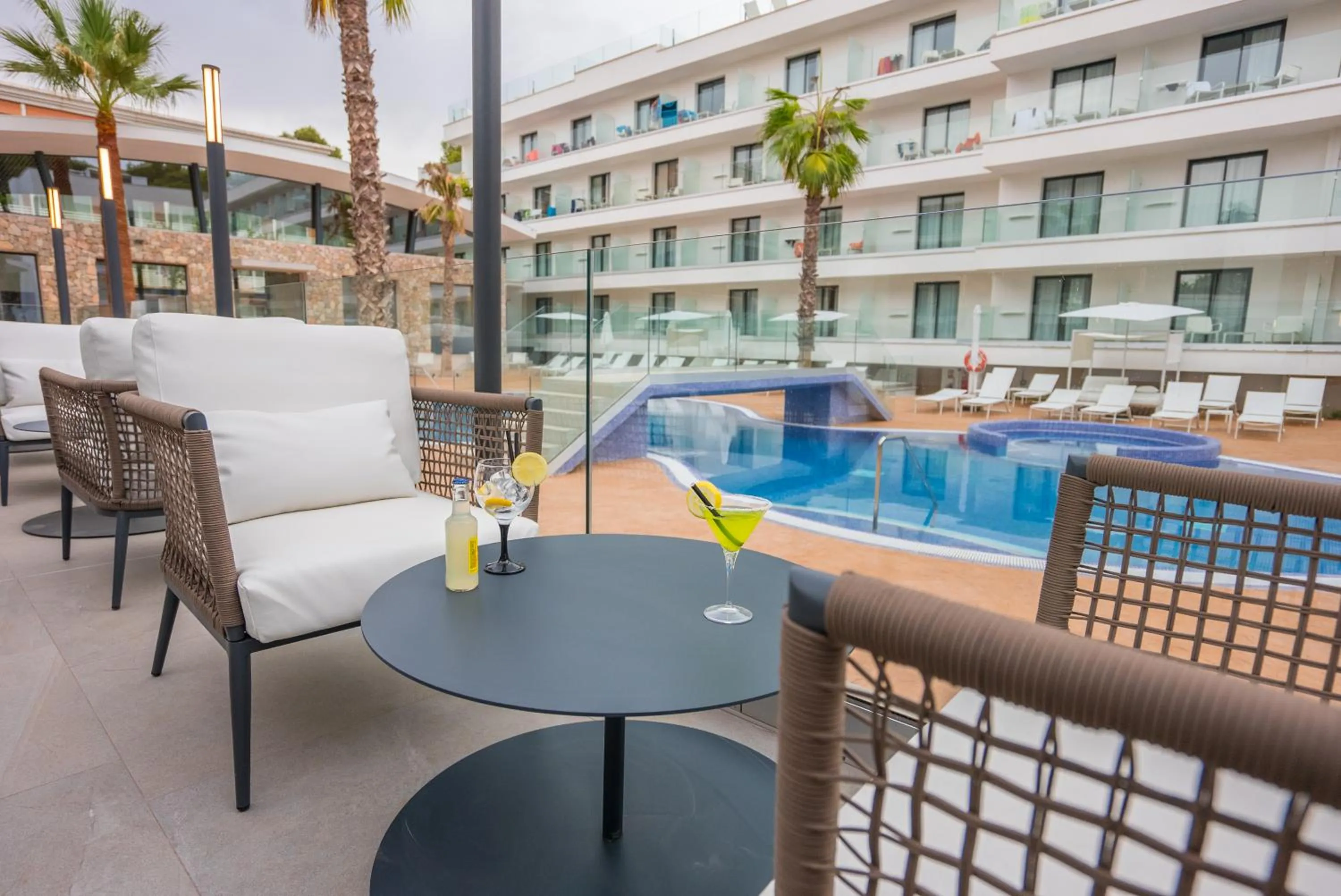 Restaurant/places to eat in Hotel Morlans Suites - Adults Only