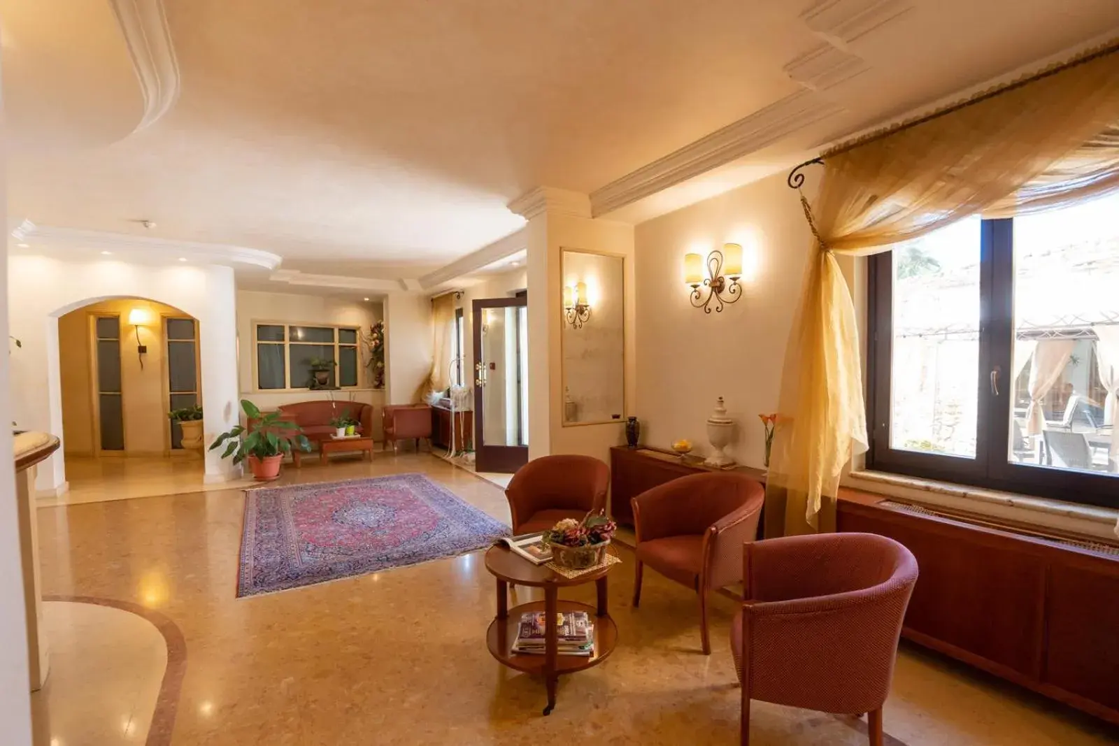 Lobby or reception, Seating Area in Hotel Ristorante Vecchia Vibo