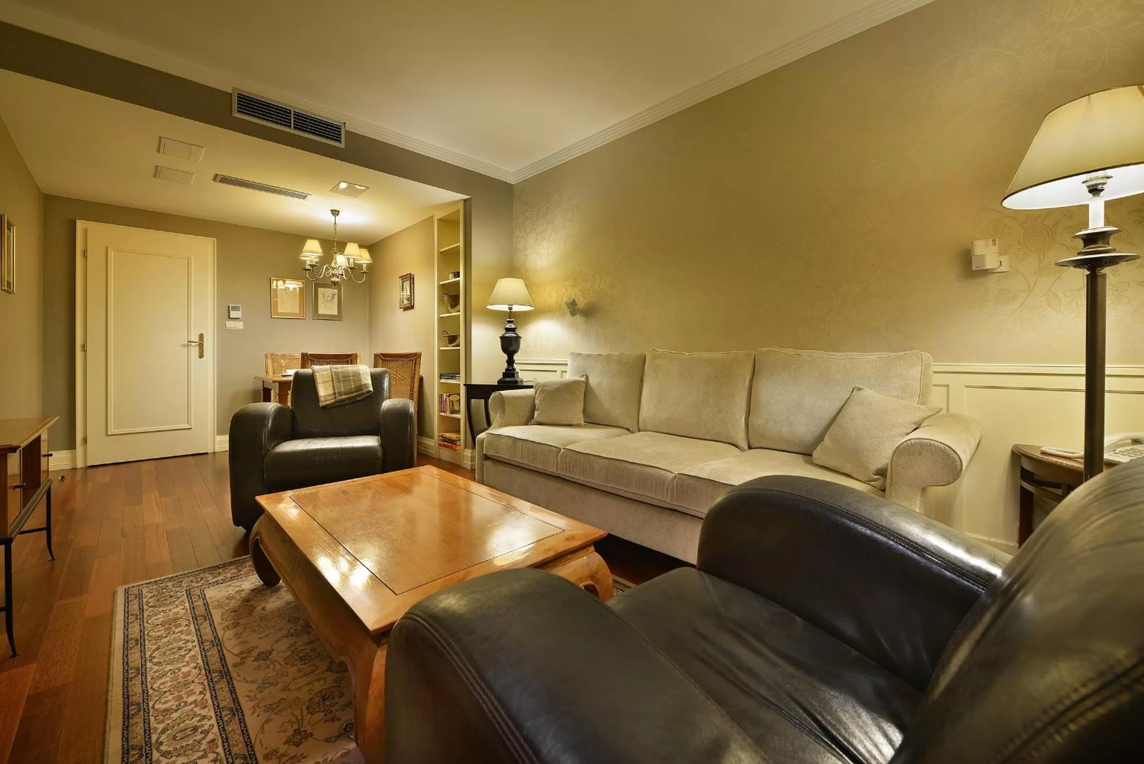 Living room in Marrol's Boutique Hotel