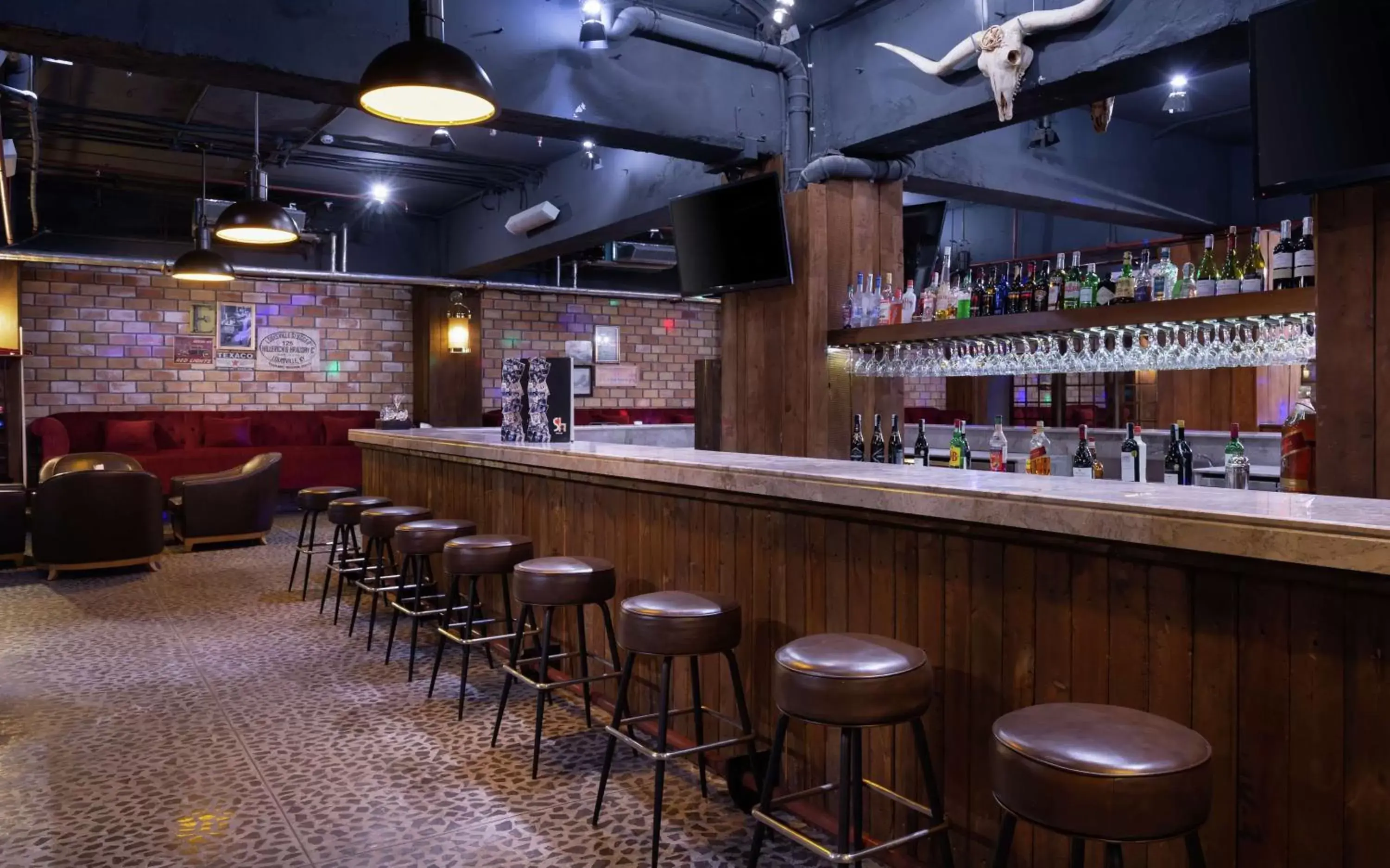 Lounge or bar in Hilton Dushanbe Lounge or bar in Hilton Dushanbe