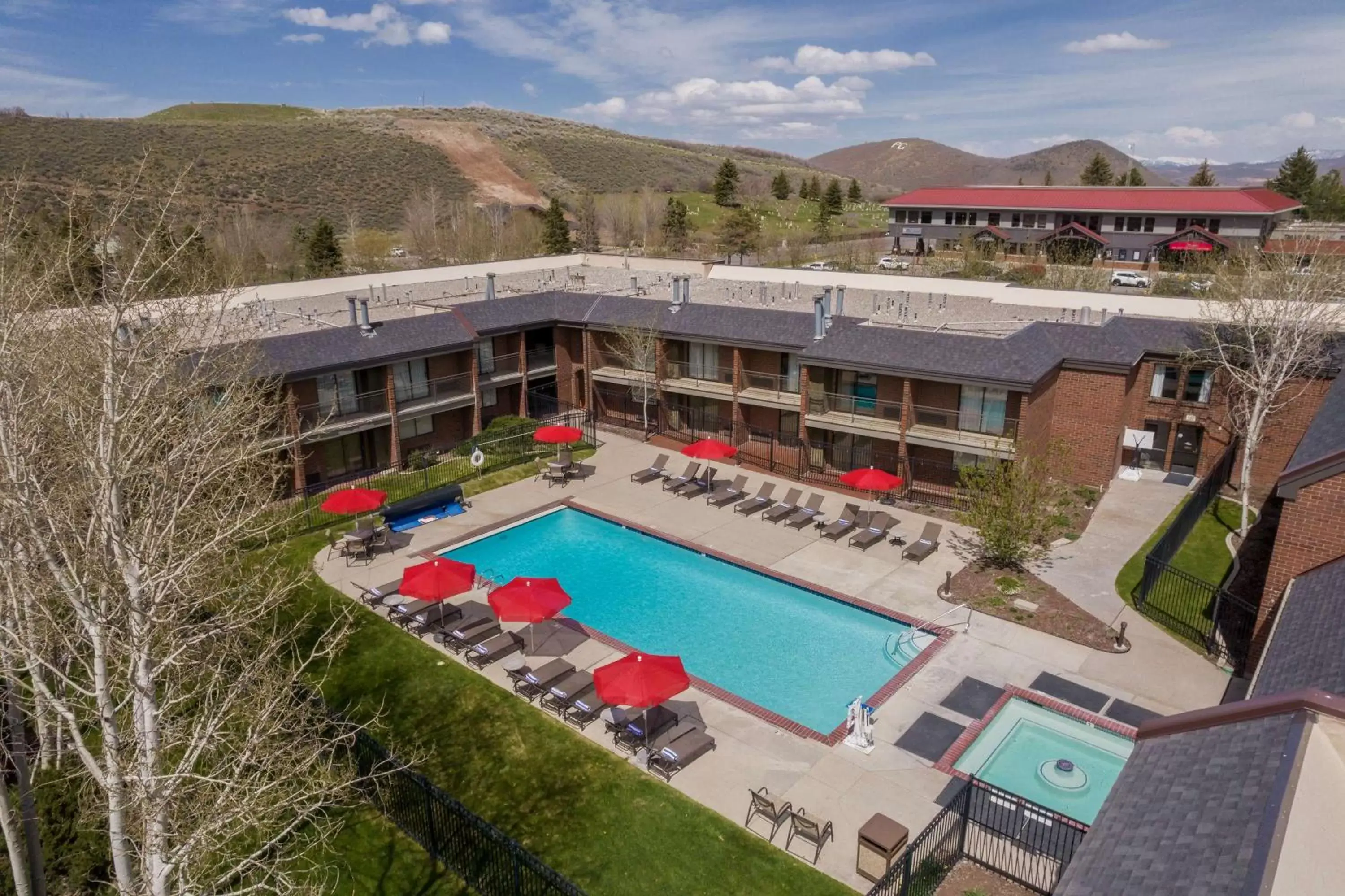 Pool view in DoubleTree by Hilton Hotel Park City - The Yarrow Pool view in DoubleTree by Hilton Hotel Park City - The Yarrow