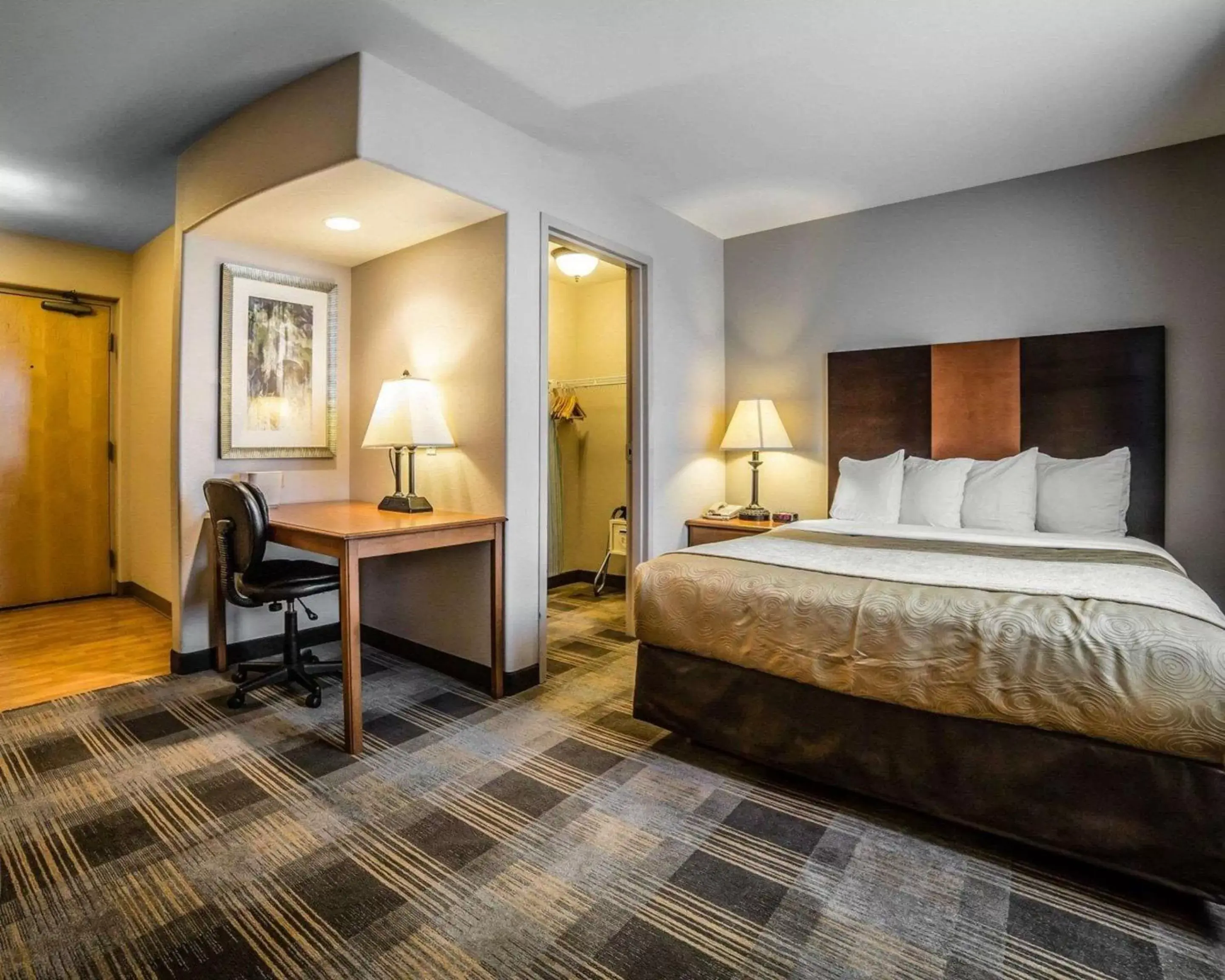 Photo of the whole room, Bed in MainStay Suites Casper Photo of the whole room, Bed in MainStay Suites Casper