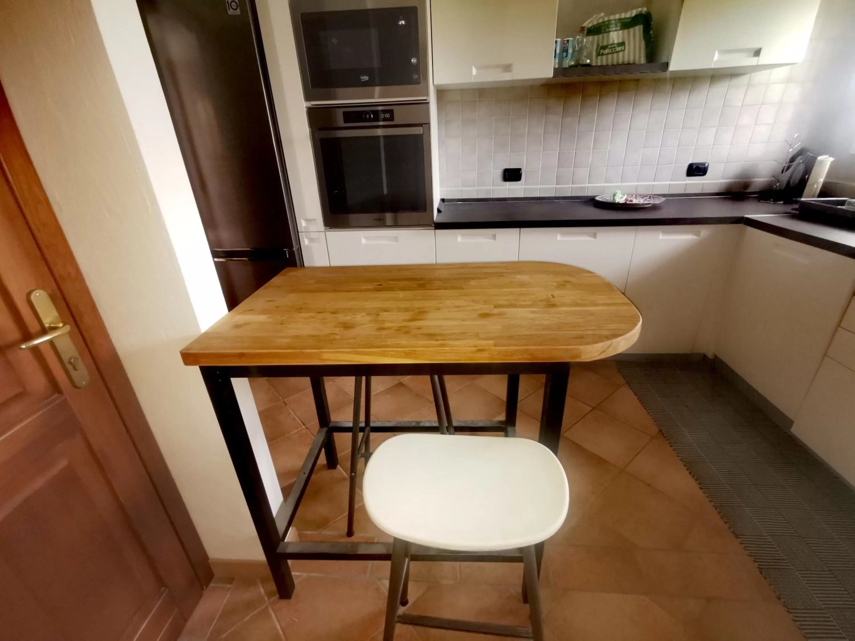 Kitchen/Kitchenette in FONDO MARSIGLIA 110