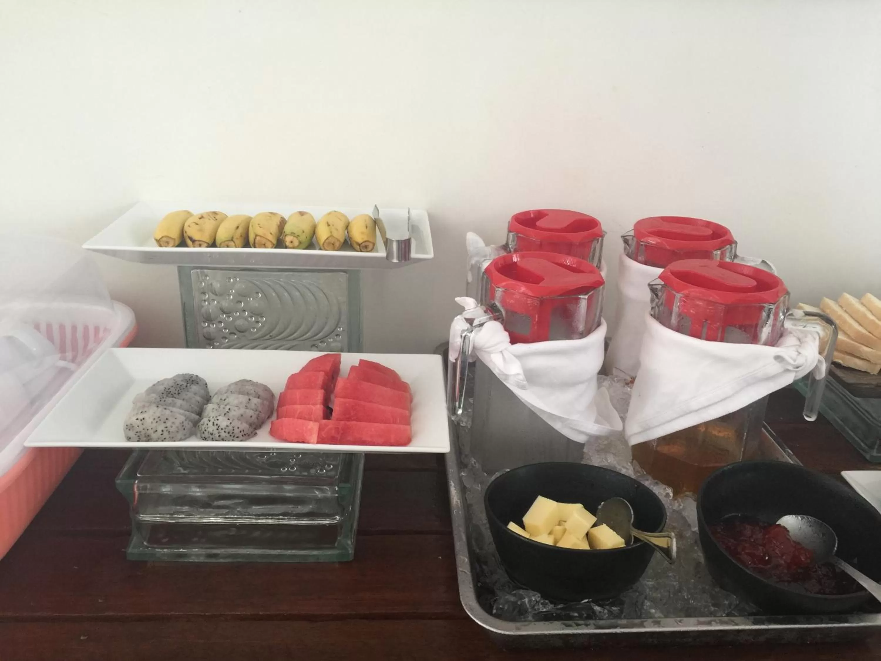 Restaurant/places to eat in Sam So Boutique Villa